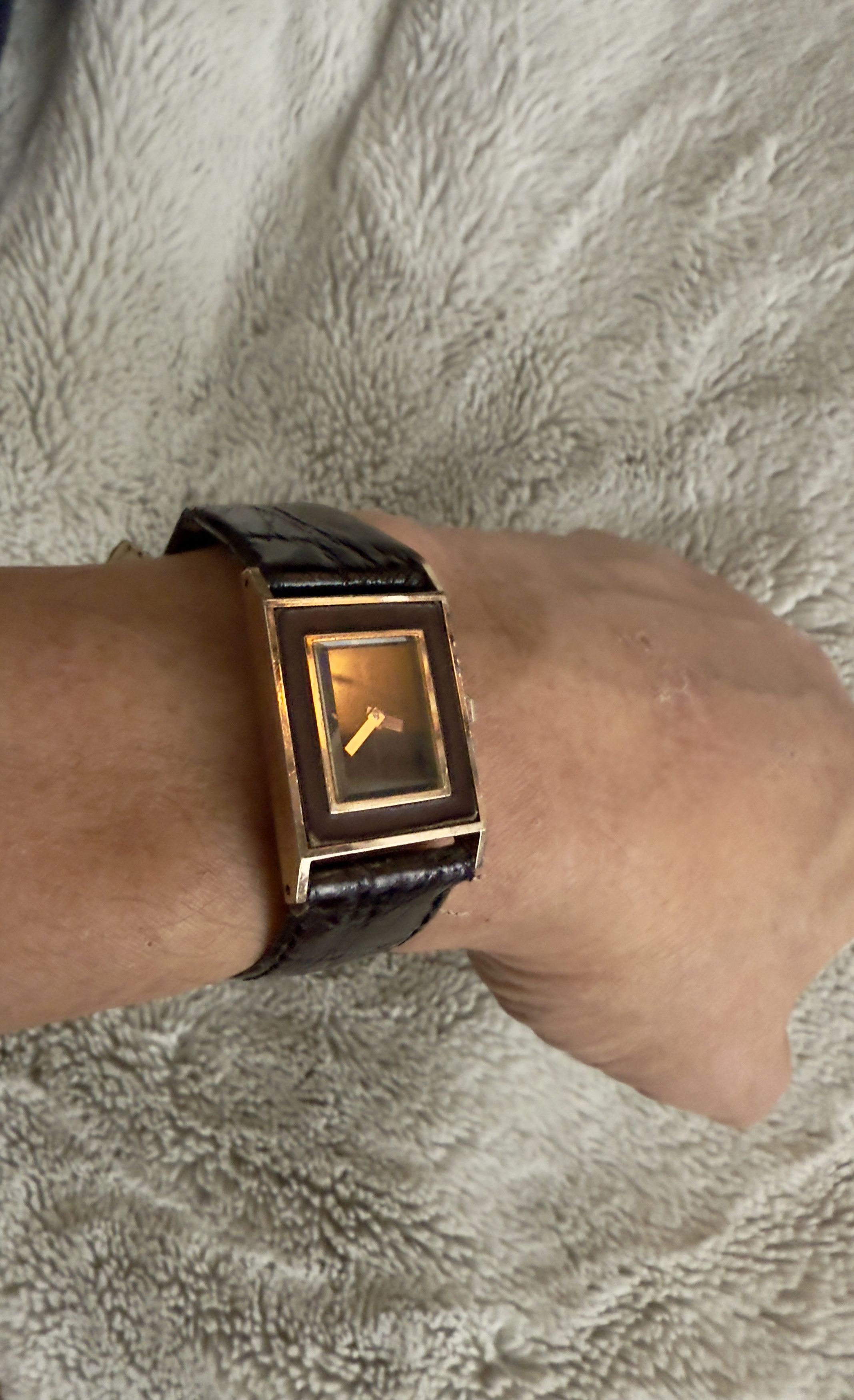 Yves Saint Laurent Vintage Yves Saint Laurent Tank Watch Ref: 4-676149 Size ONE SIZE - 7 Thumbnail