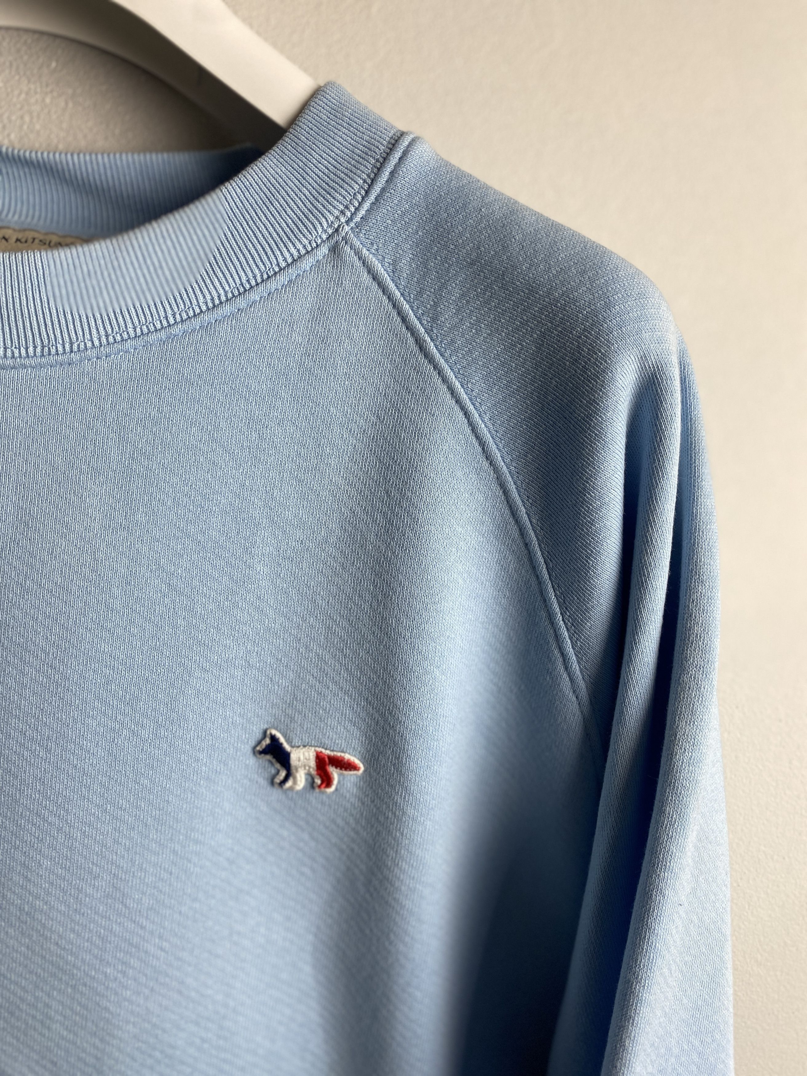 Maison Kitsune Maison Kitsune small fox logo sweatshirt crewneck Size XS / US 0-2 / IT 36-38 - 2 Thumbnail
