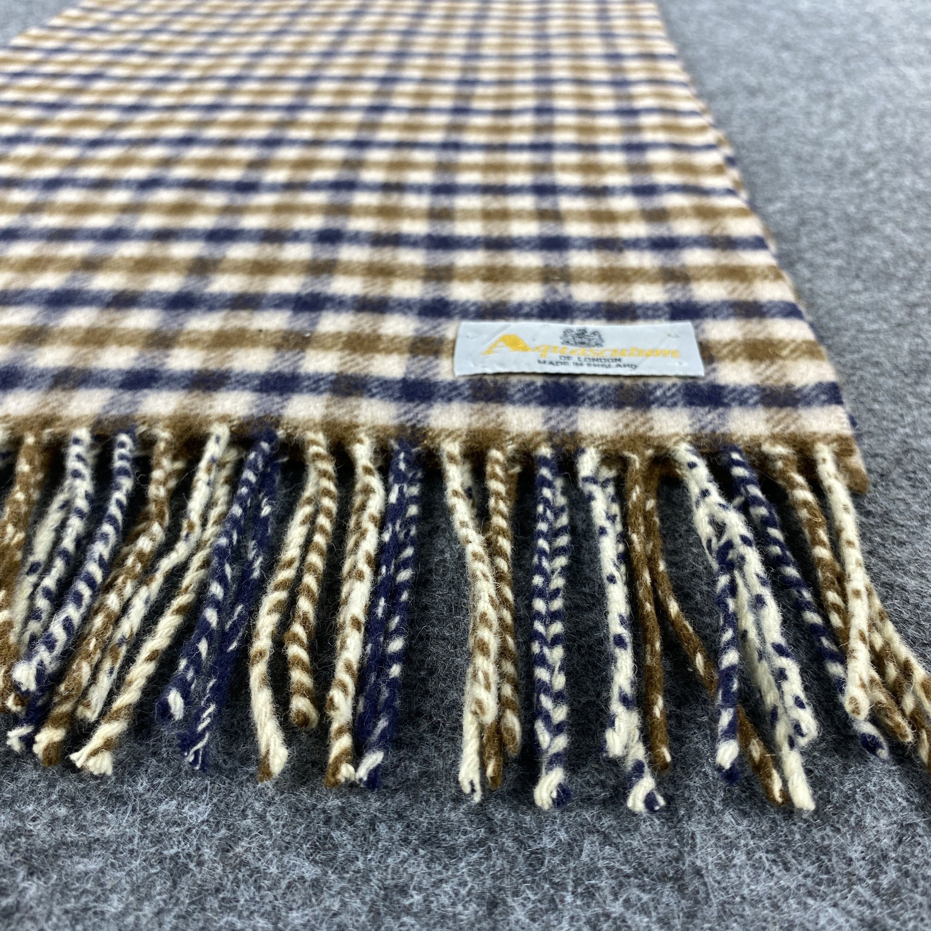 Aquascutum × Vintage GF10613 Aquascutum Scarf Neck Wear Muffler Nova Check Size ONE SIZE - 7 Thumbnail