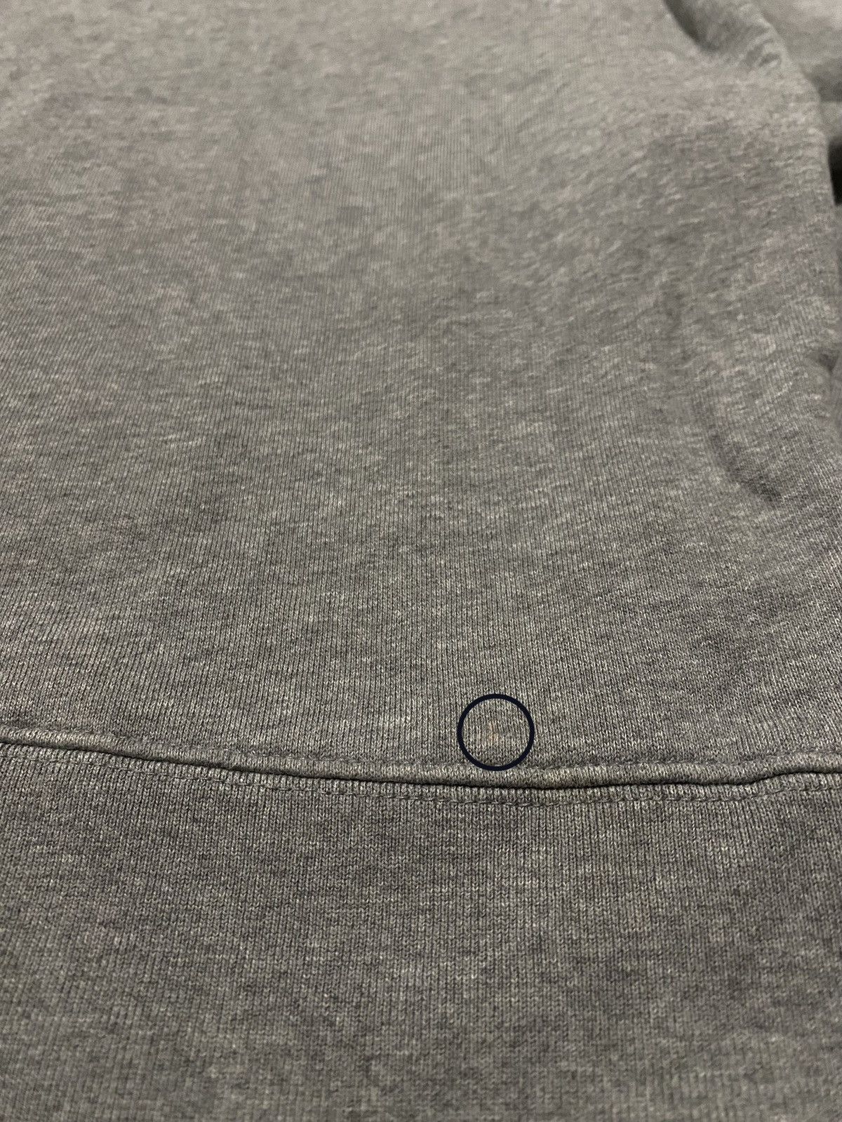 Acne Studios Vintage Acne Studio Sweatshirt Fairview Face Patch Crawneck Size US L / EU 52-54 / 3 - 7 Thumbnail