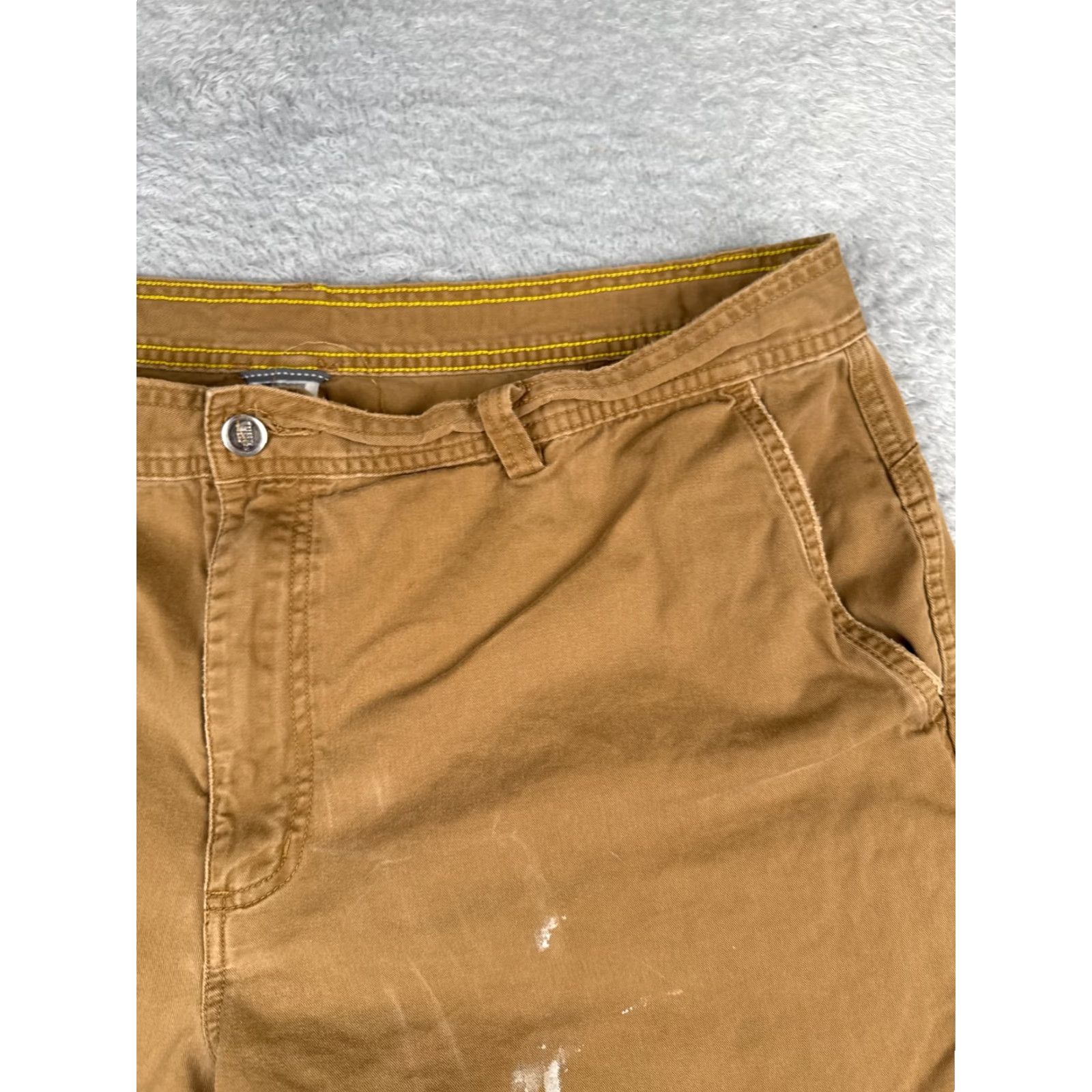 The North Face The North Face Shorts Men 40 Brown Chino 100% Cotton Twill Cargo Pocket Regular Fit Casual Shorter Length 10 in Vintage: No Size US 40 / EU 56 - 5 Thumbnail