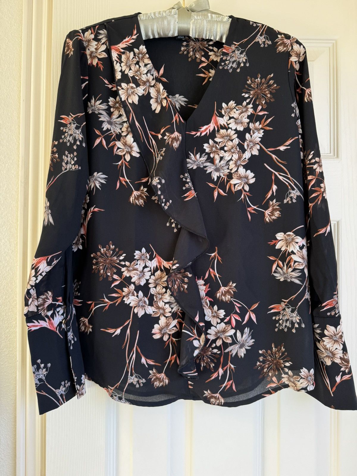 Vintage Roz & Ali women’s XS floral black romantic one sided ruffle Size XS / US 0-2 / IT 36-38 - 4 Thumbnail