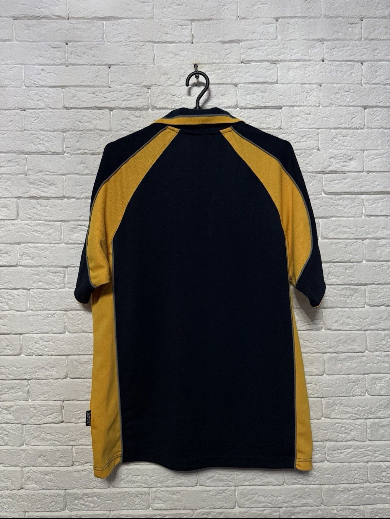 Other Rare Vintage Leeds Rhinos 2005 World Cup Jersey Australian Size US L / EU 52-54 / 3 - 5 Thumbnail