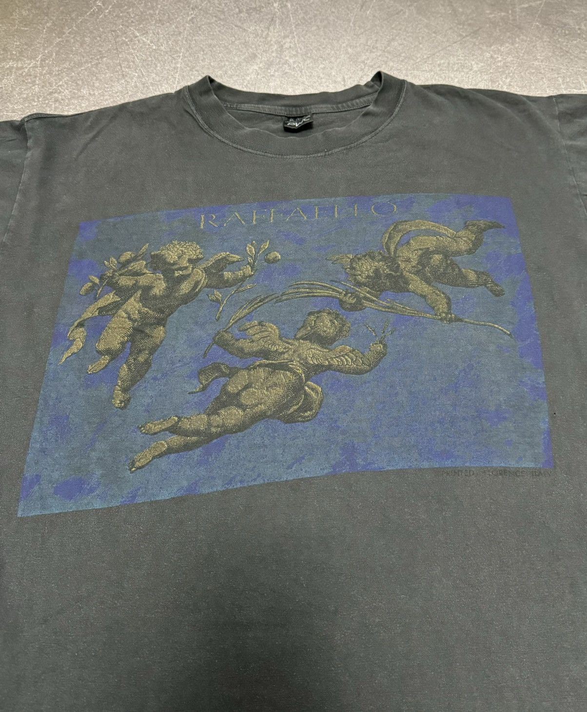Vintage Vintage Raffaello Angels T Shirt Art Florence Italy Size US XL / EU 56 / 4 - 8 Thumbnail