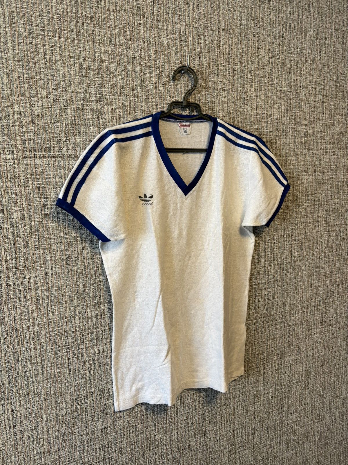Adidas 80s Adidas V-Neck Tee White/Blue West Germany M Size US M / EU 48-50 / 2 - 2 Thumbnail