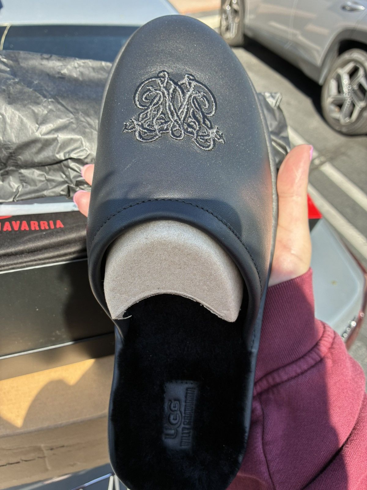 Willy Chavarria Willy Chavarria X uggs hotel slipper 12 Size US 12 / EU 45 - 1 Thumbnail