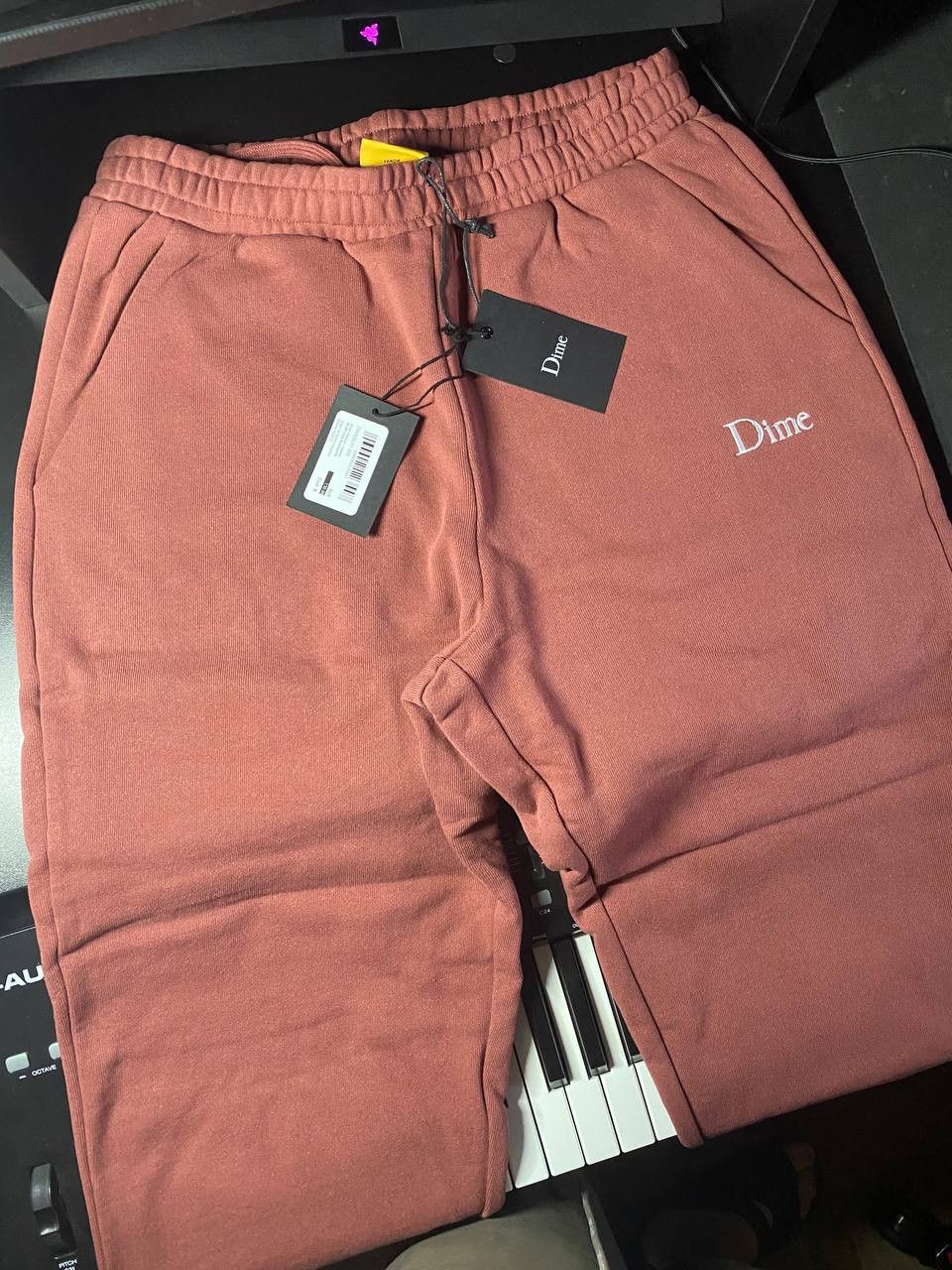 Dime Dime Classic Small Logo Sweatpants Size US 30 / EU 46 - 1 Thumbnail