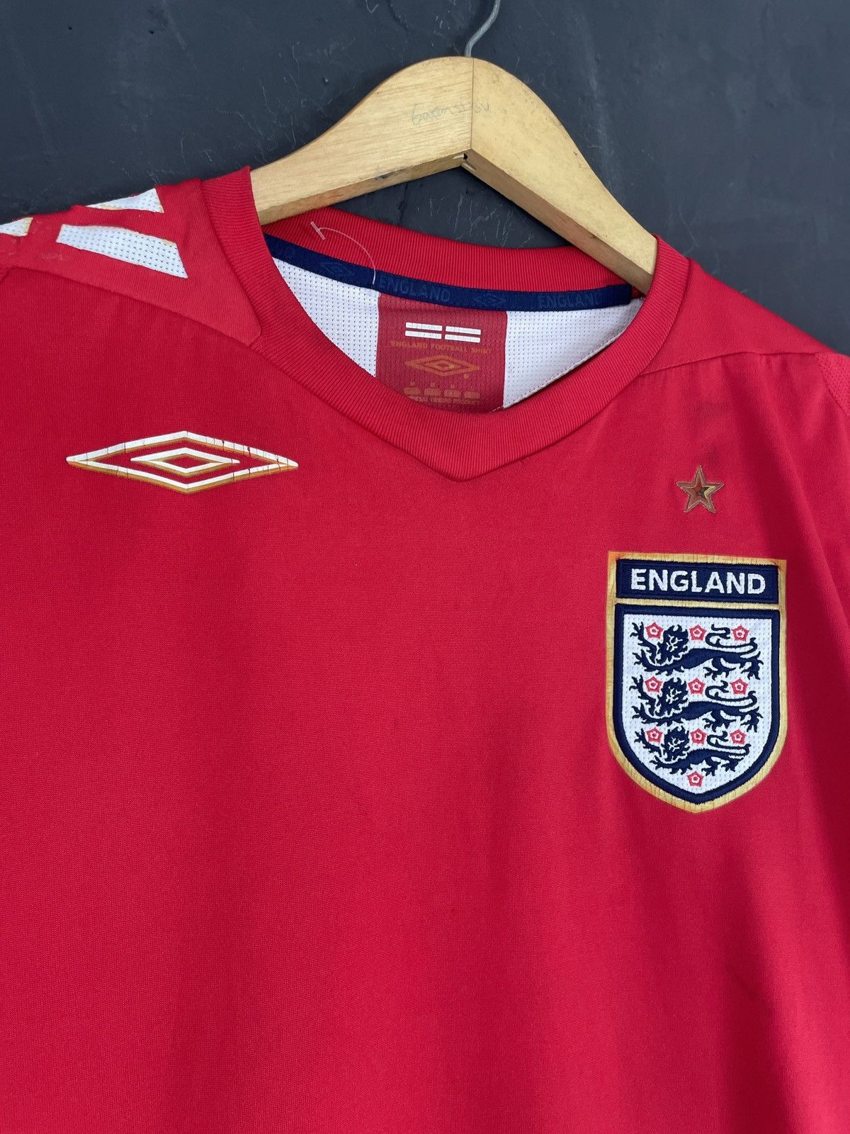 Umbro 2008 Umbro England National Team Jersey Size US M / EU 48-50 / 2 - 2 Thumbnail