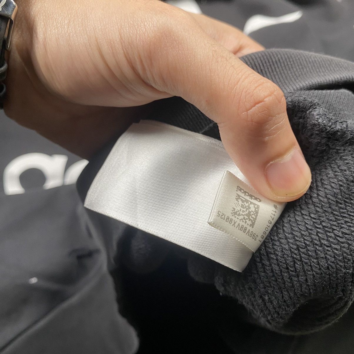 Adidas y2k Adidas Distressed Baggy Heavyweight Crewneck Size XL / US 12-14 / IT 48-50 - 9 Thumbnail