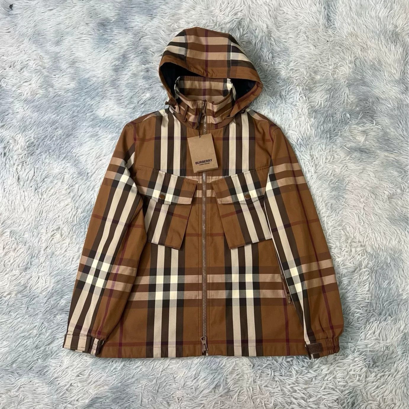 Burberry Burberry Jacket Outerwear Casual Size US M / EU 48-50 / 2 - 1 Thumbnail