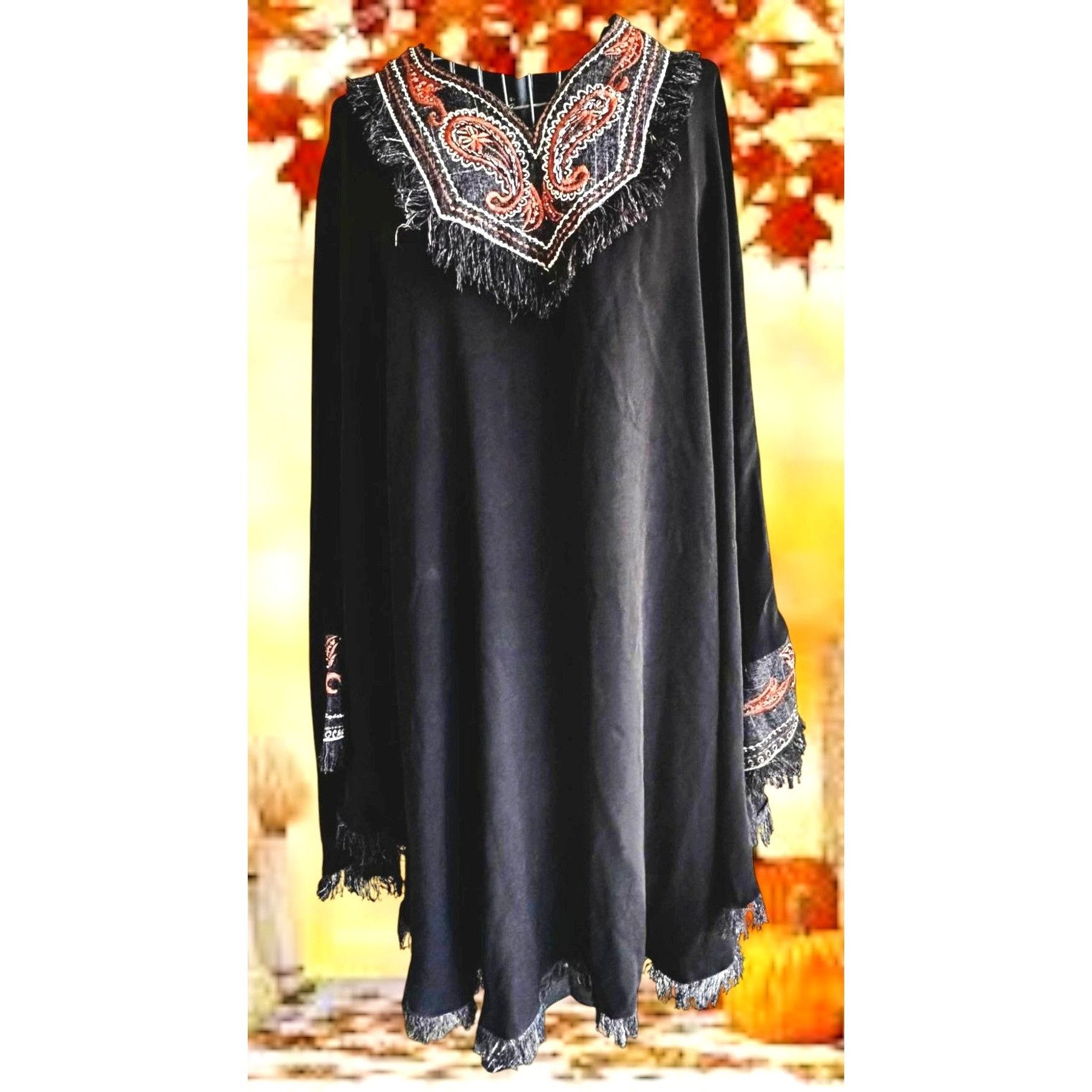 Other Royal Class Poncho Shawl Cape One Size Black Embellished Fri Size ONE SIZE - 4 Thumbnail