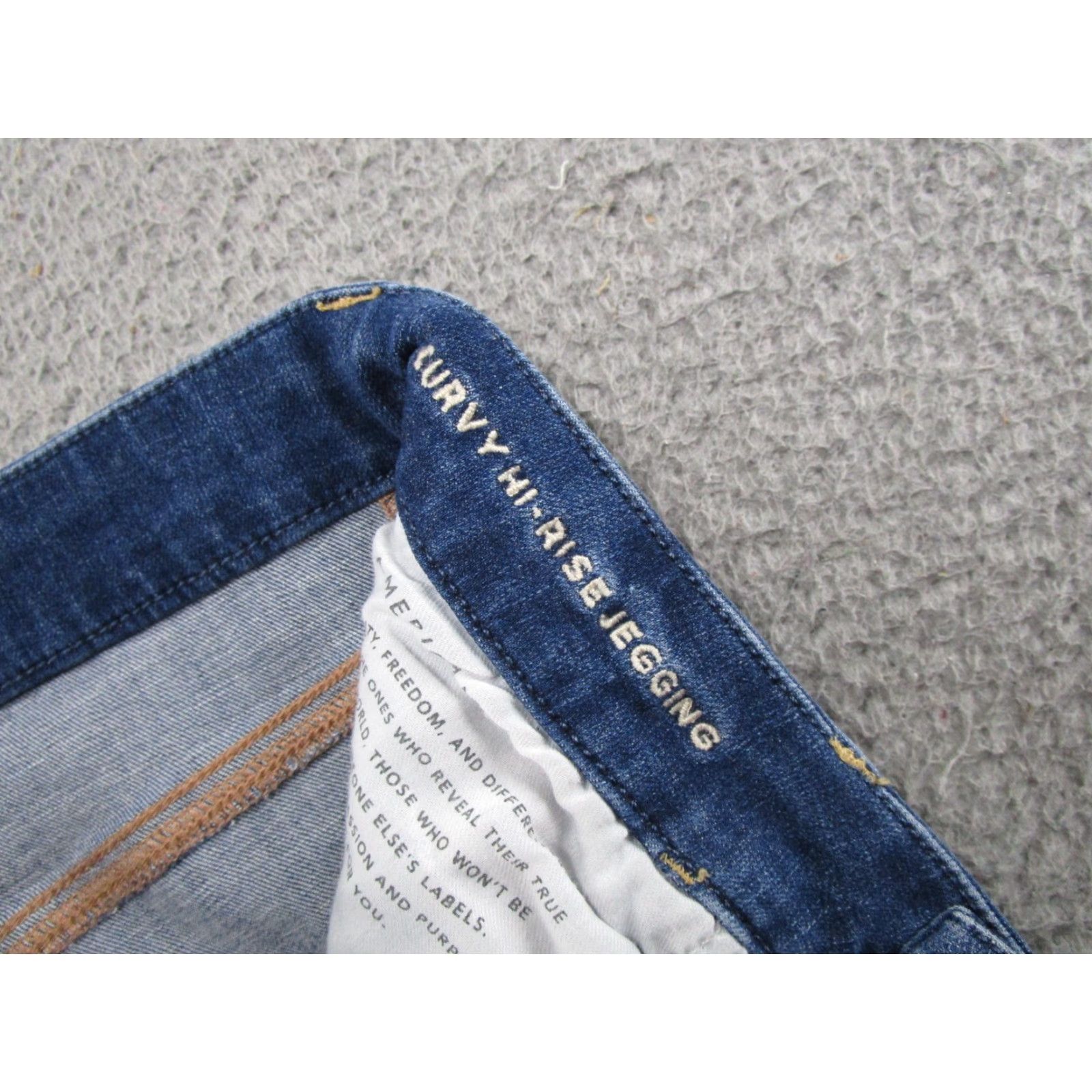 American Eagle Outfitters American Eagle Outfitters Dream Jeans Jegging Jeans Size 6 Short Distressed Blue Denim Cotton Blend 5-Pocket Women Boys Mens Size 28" / US 6 / IT 42 - 4 Thumbnail