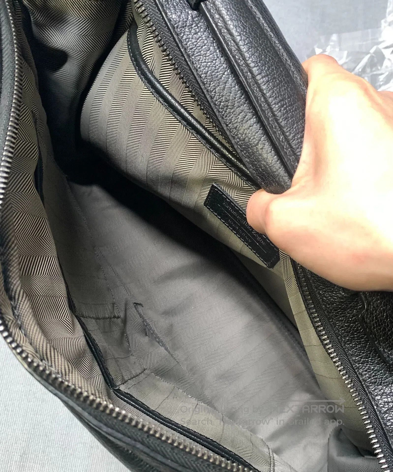 Ermenegildo Zegna Ermenegildo Zegna Leather Logo Shoulder Bag. Size ONE SIZE - 7 Thumbnail