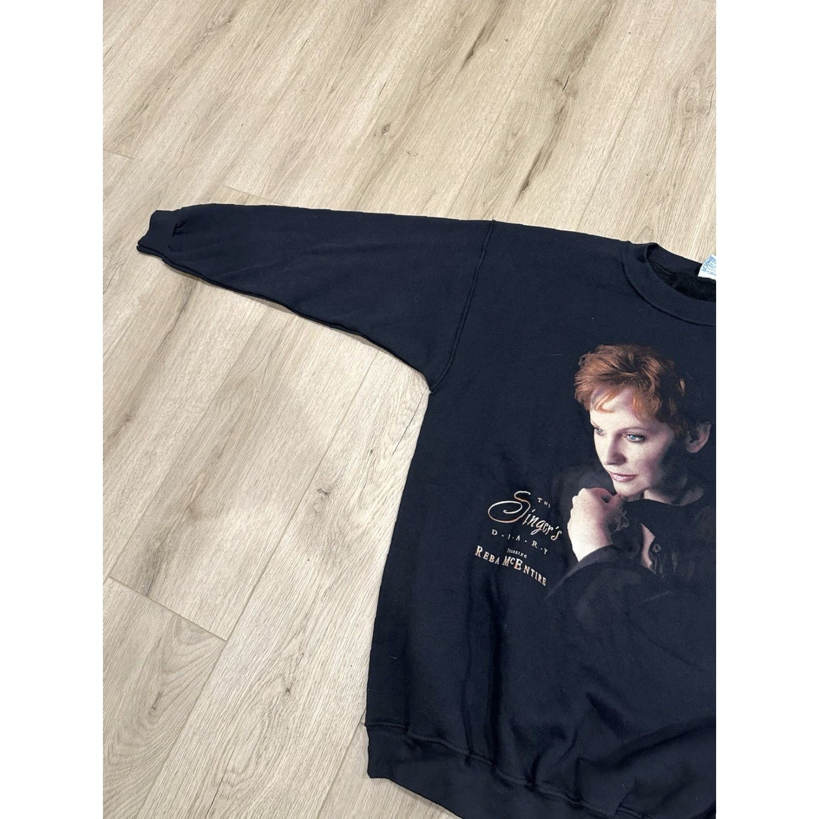 Vintage VINTAGE The Singers Diary Reba Mc Entire Sweatshirt Crewneck Large Black USA Size US L / EU 52-54 / 3 - 4 Thumbnail