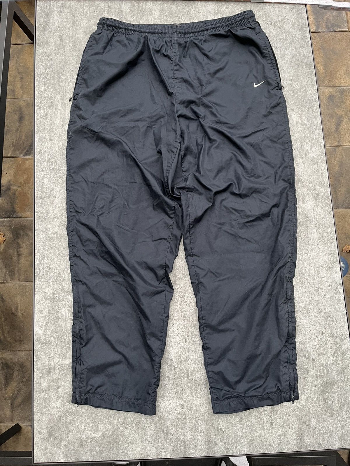 Nike Vintage Nike Trackpants Size US 34 / EU 50 - 1 Thumbnail