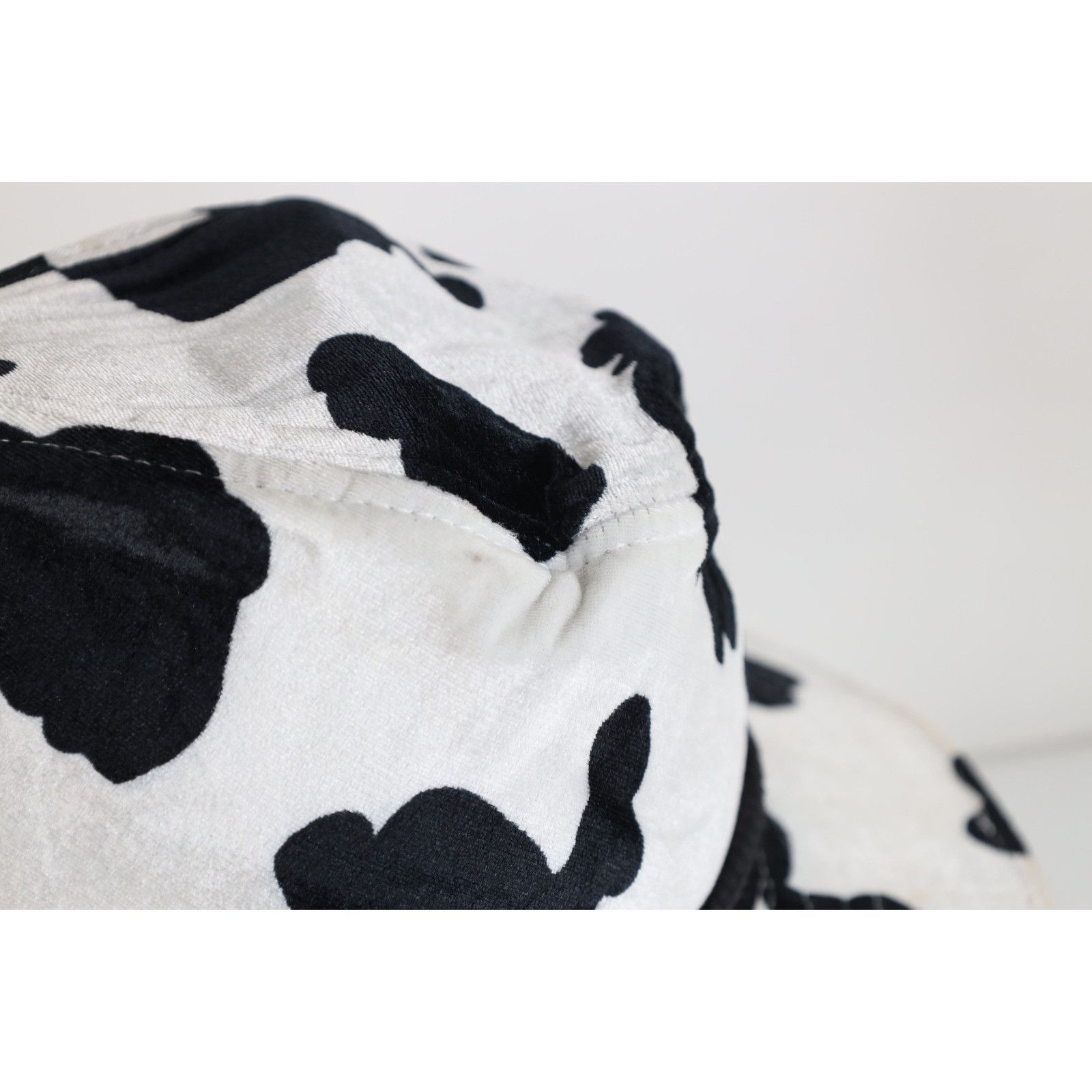 Vintage Vintage 90s Streetwear Cowgirl Cow Spots Velour Cowboy Hat Size ONE SIZE - 4 Thumbnail