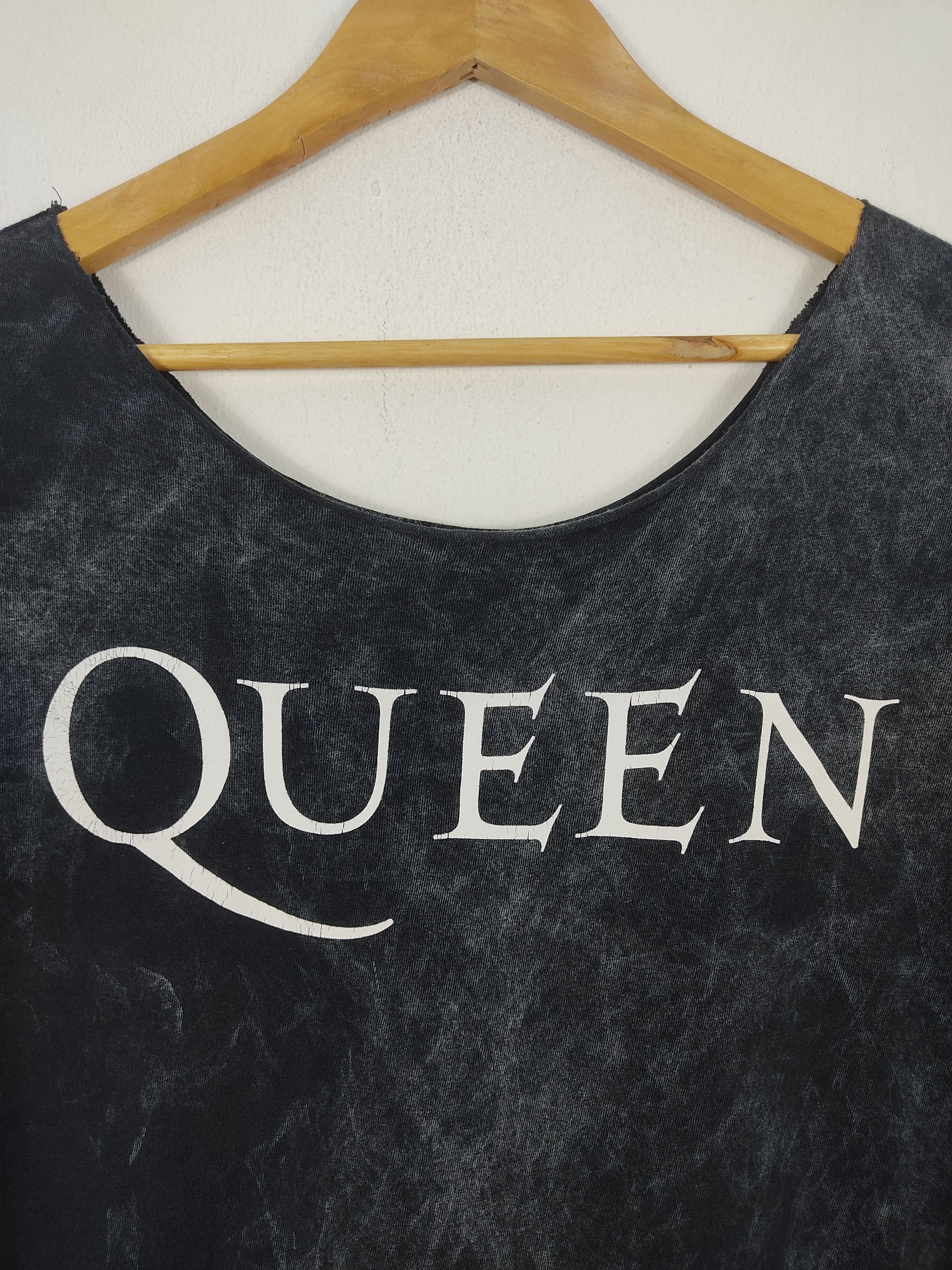 Band Tees Band Queen Crop Neck T-Shirt Size L / US 10 / IT 46 - 3 Thumbnail