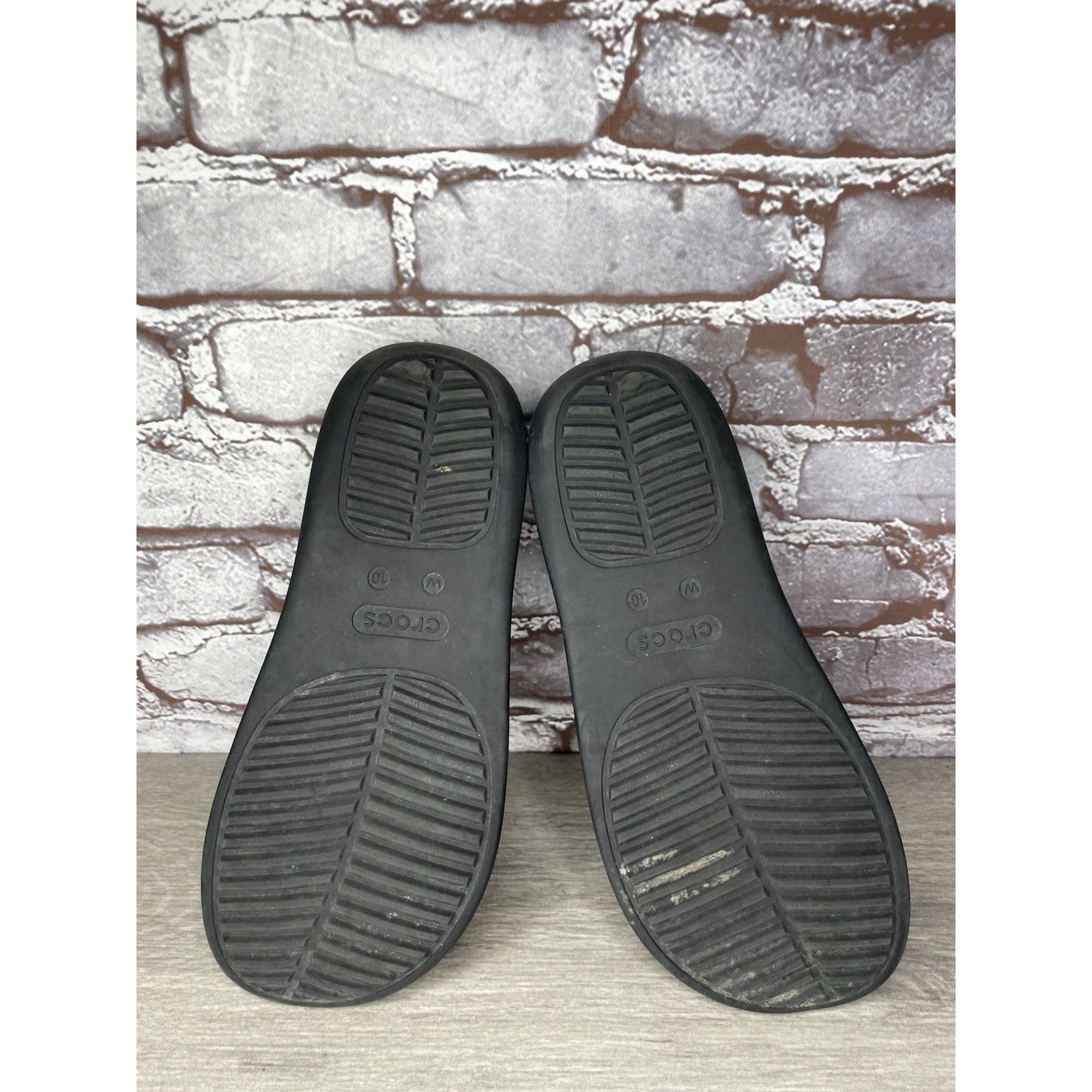 Crocs Crocs Getaway Black Rubber Platform FlipFlops Beach Sandals Size US 10 / IT 40 - 19 Thumbnail