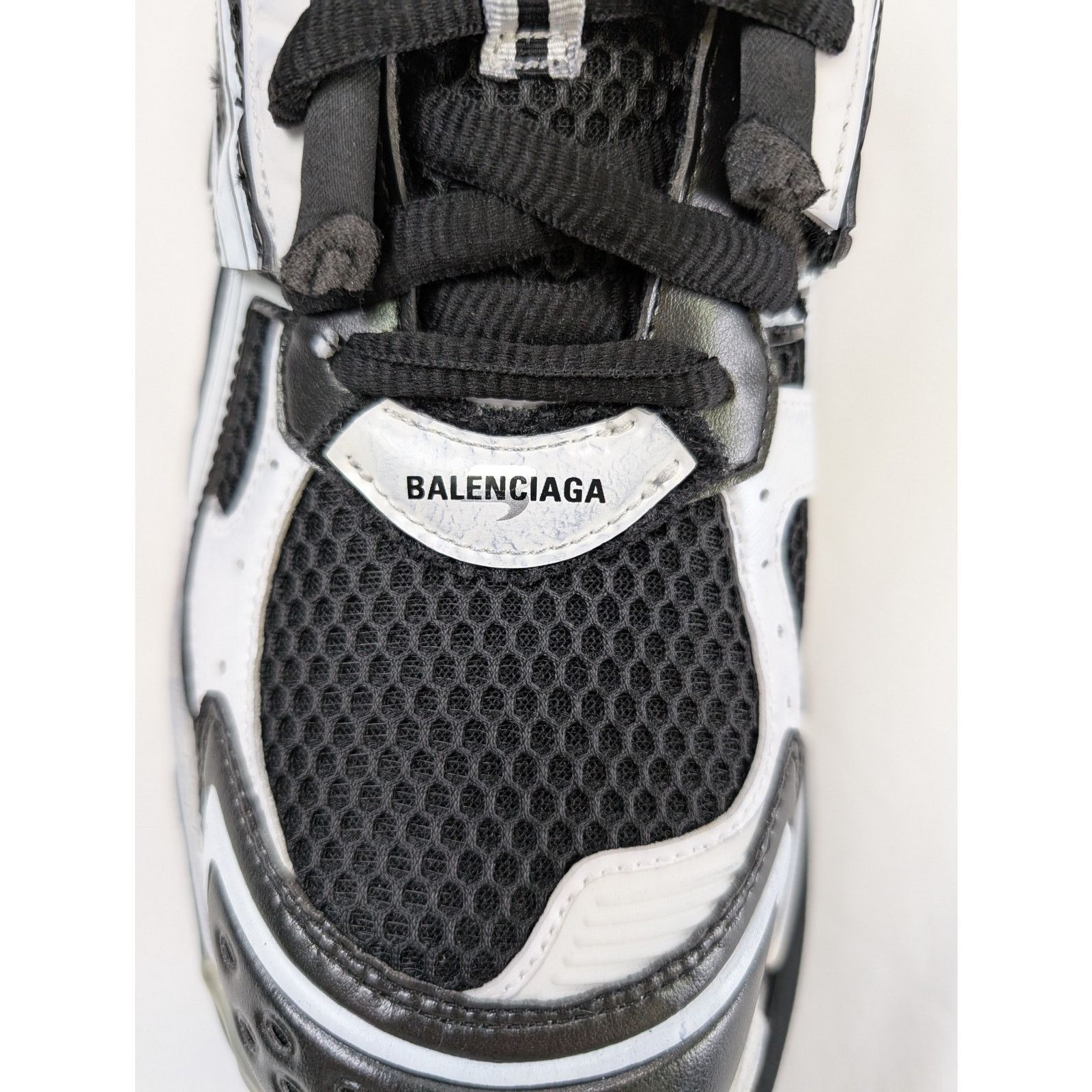 Balenciaga o1rshd1 Mesh Rubber Runner Sneakers in White/Black Size US 13 / EU 46 - 14 Thumbnail