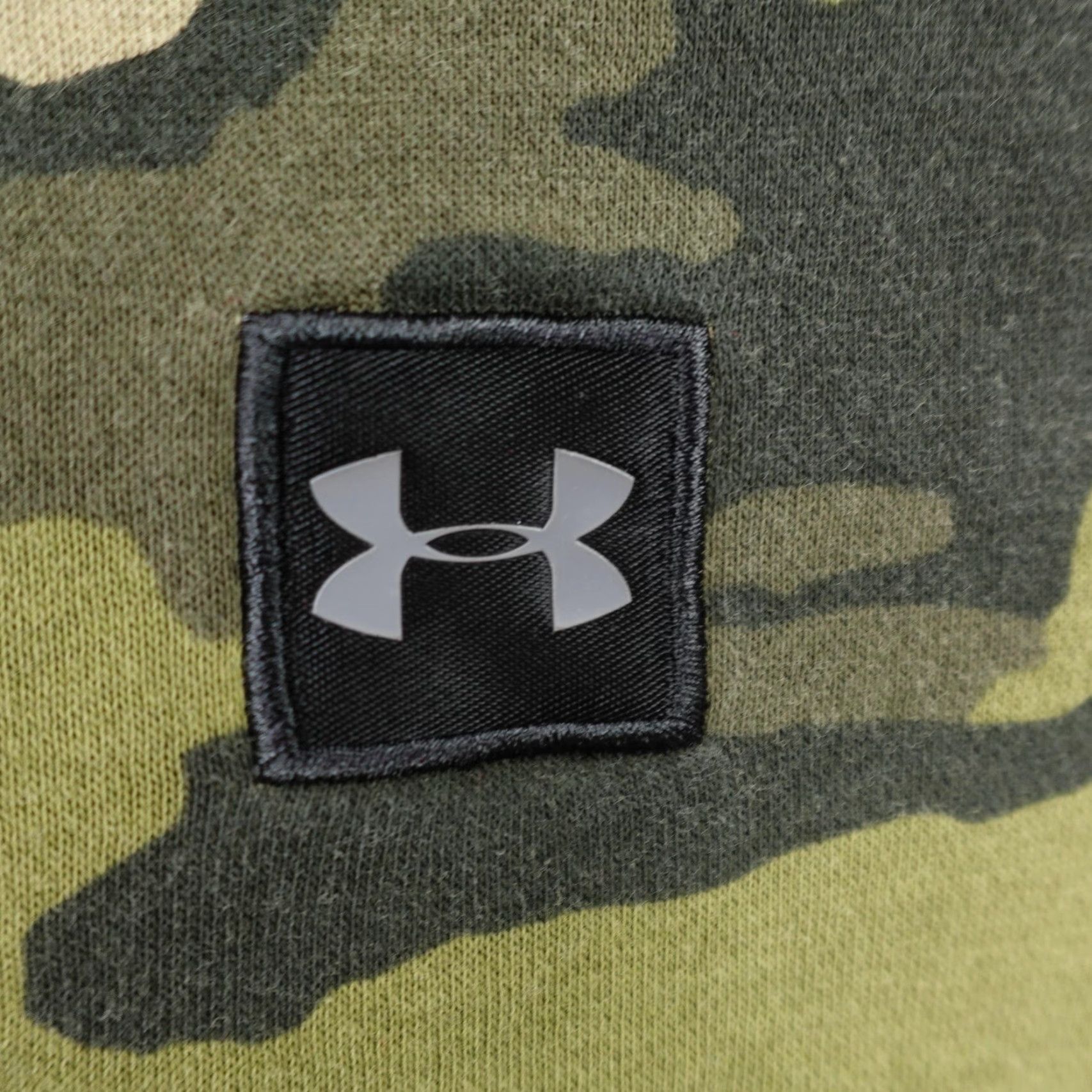 Under Armour Under Armour Hoodie Mens Large Green Camouflage Camo Full Zip Sweatshirt Fleece Size US L / EU 52-54 / 3 - 4 Thumbnail