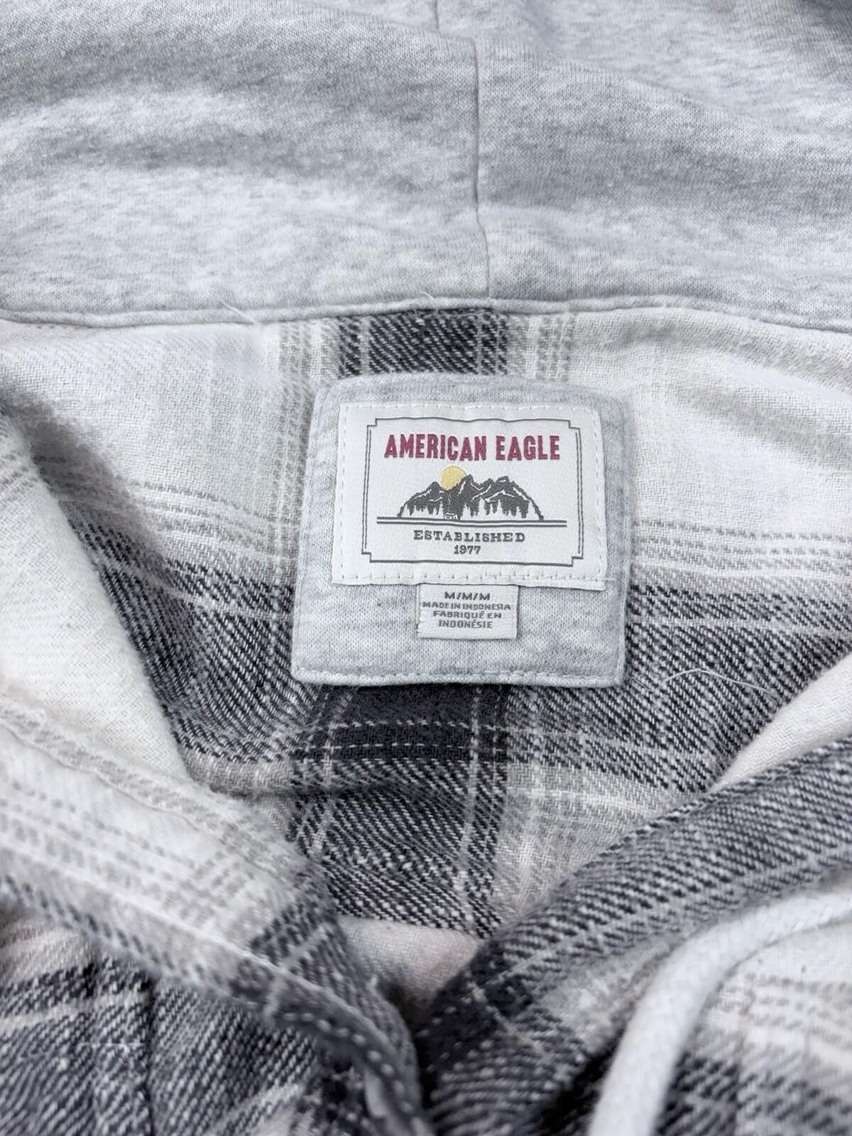 American Eagle Outfitters American Eagle Distressed Plaid Hooded Flannel Shirt Size M Size US M / EU 48-50 / 2 - 2 Thumbnail