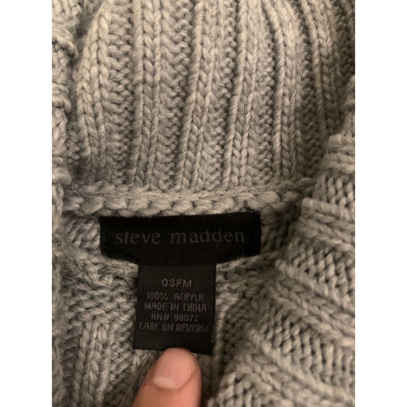 Steve Madden Steve Madden NWT Poncho Sweater Shrug Cowl Neck OS Grey Knot Fringe Chunky Knit Size ONE SIZE - 5 Thumbnail