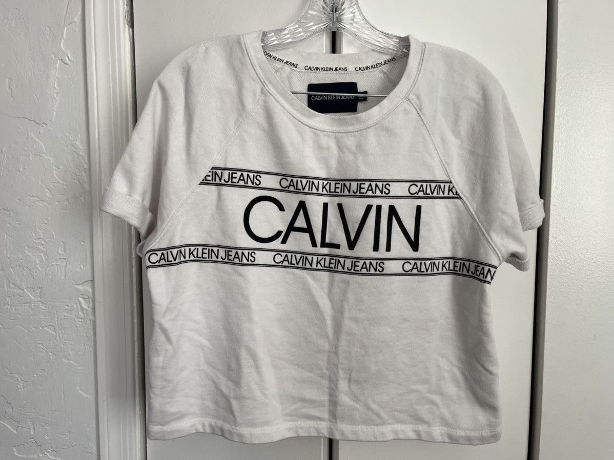 Calvin Klein Calvin Klein Jeans Crop Top Size M / US 6-8 / IT 42-44 - 1 Thumbnail