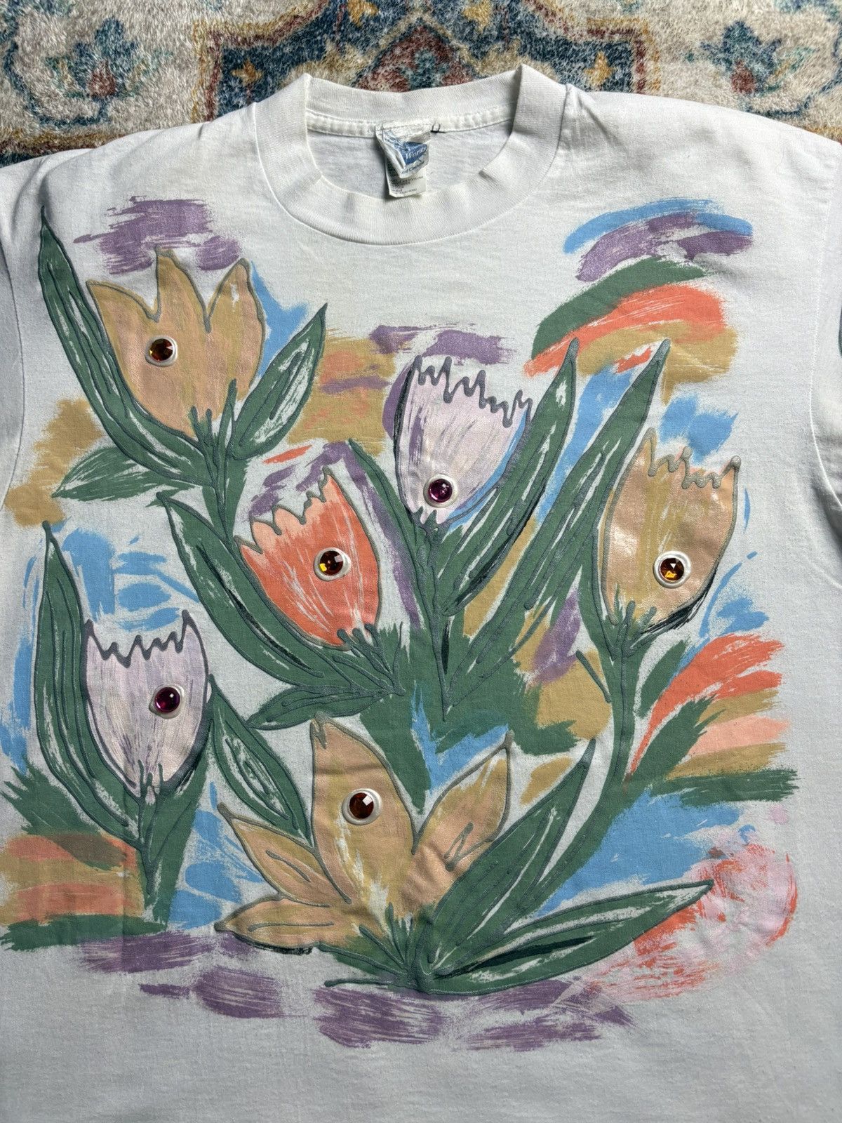 Vintage Vintage Painted Floral Bedazzled T-shirt Size XL Size XL / US 12-14 / IT 48-50 - 4 Thumbnail