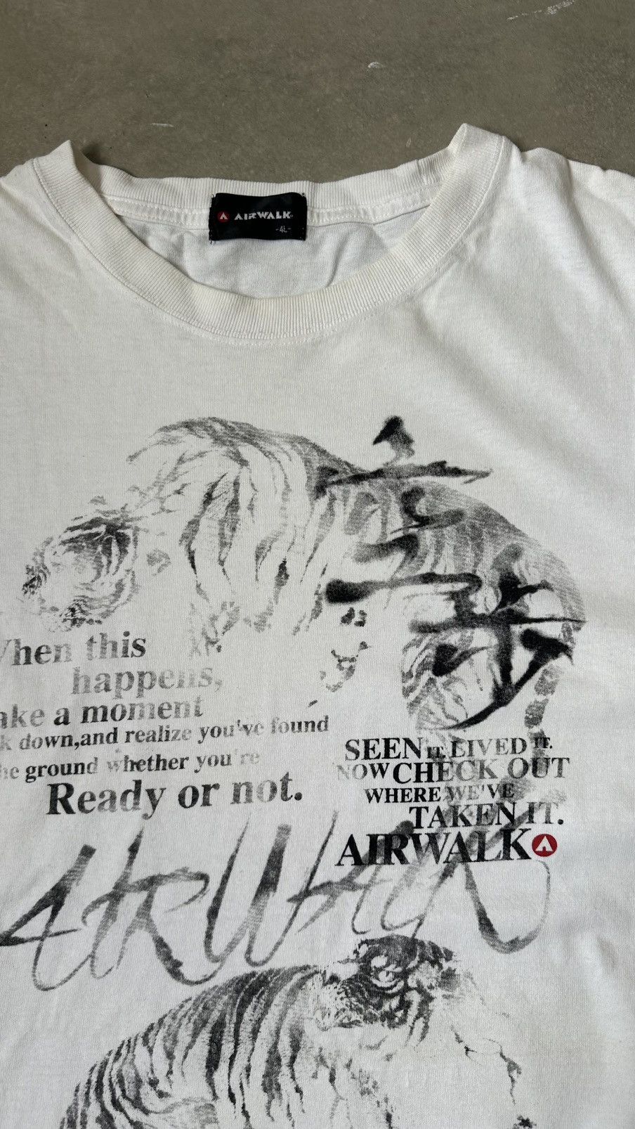 Airwalk VINTAGE AIRWALK TIGER PRINT TEE Size US XXL / EU 58 / 5 - 3 Thumbnail