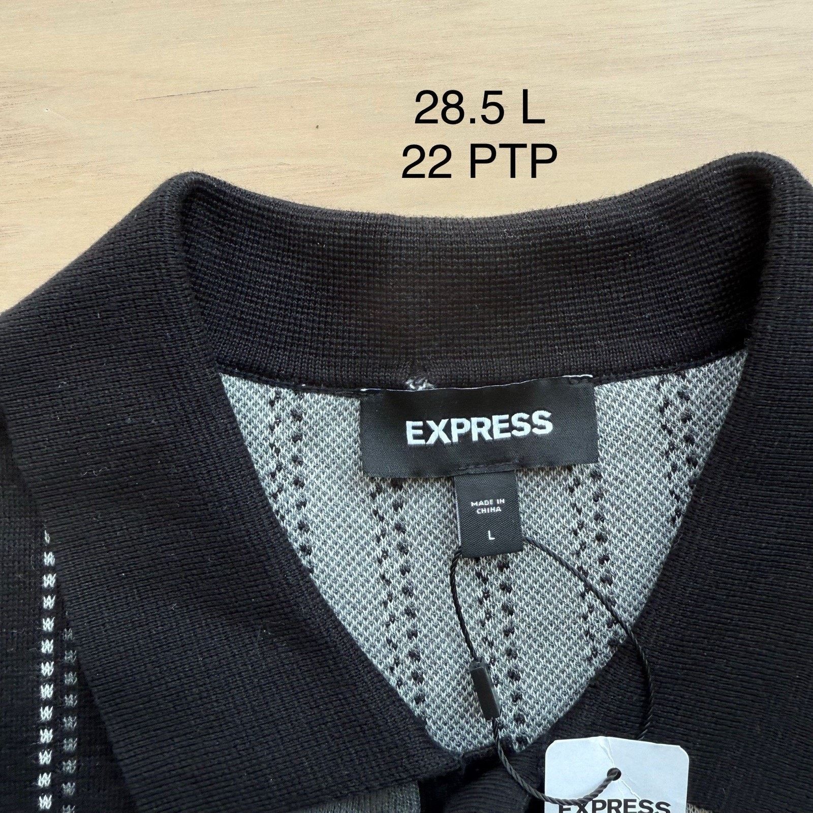 Express Express Geo Striped Shirt L Black Multicolor Striped Knit Size US L / EU 52-54 / 3 - 6 Thumbnail