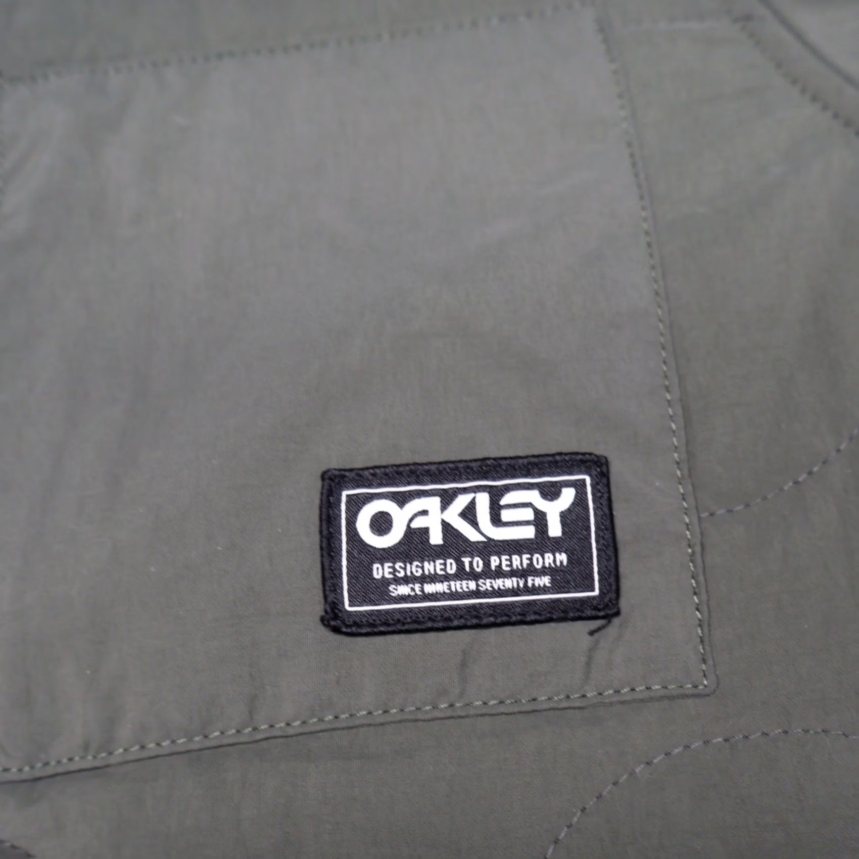 Oakley Oakley Jacket Mens M Green Quilted Sherpa Lined Regular Fit Snap Outdoor Summer? Size US M / EU 48-50 / 2 - 4 Thumbnail