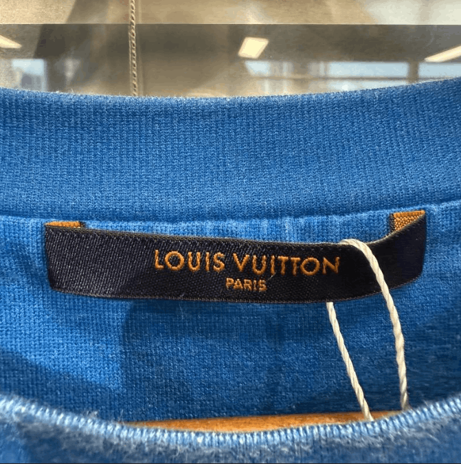 Louis Vuitton Louis Vuitton short-sleeve T-shirt Size US L / EU 52-54 / 3 - 3 Thumbnail