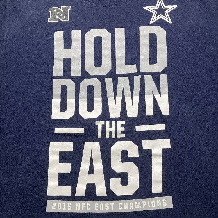 NFL × Nike Nike Dallas Cowboys Hold Down The East T Shirt Size US XL / EU 56 / 4 - 2 Thumbnail