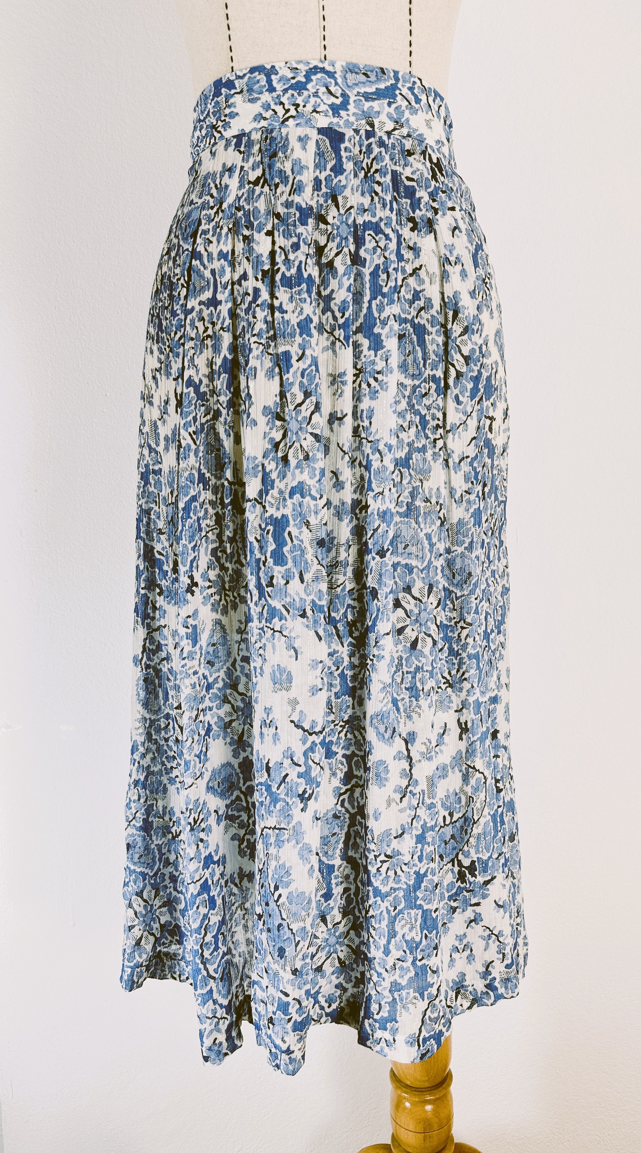Sezane Blue Midi Skirt Size 26" / US 2 / IT 38 - 1 Thumbnail