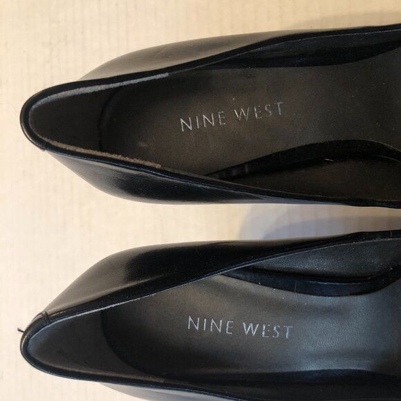 Nine West Nine west women's black leather pump shoes size: 5 1/2M Size US 5.5 / IT 35.5 - 3 Thumbnail