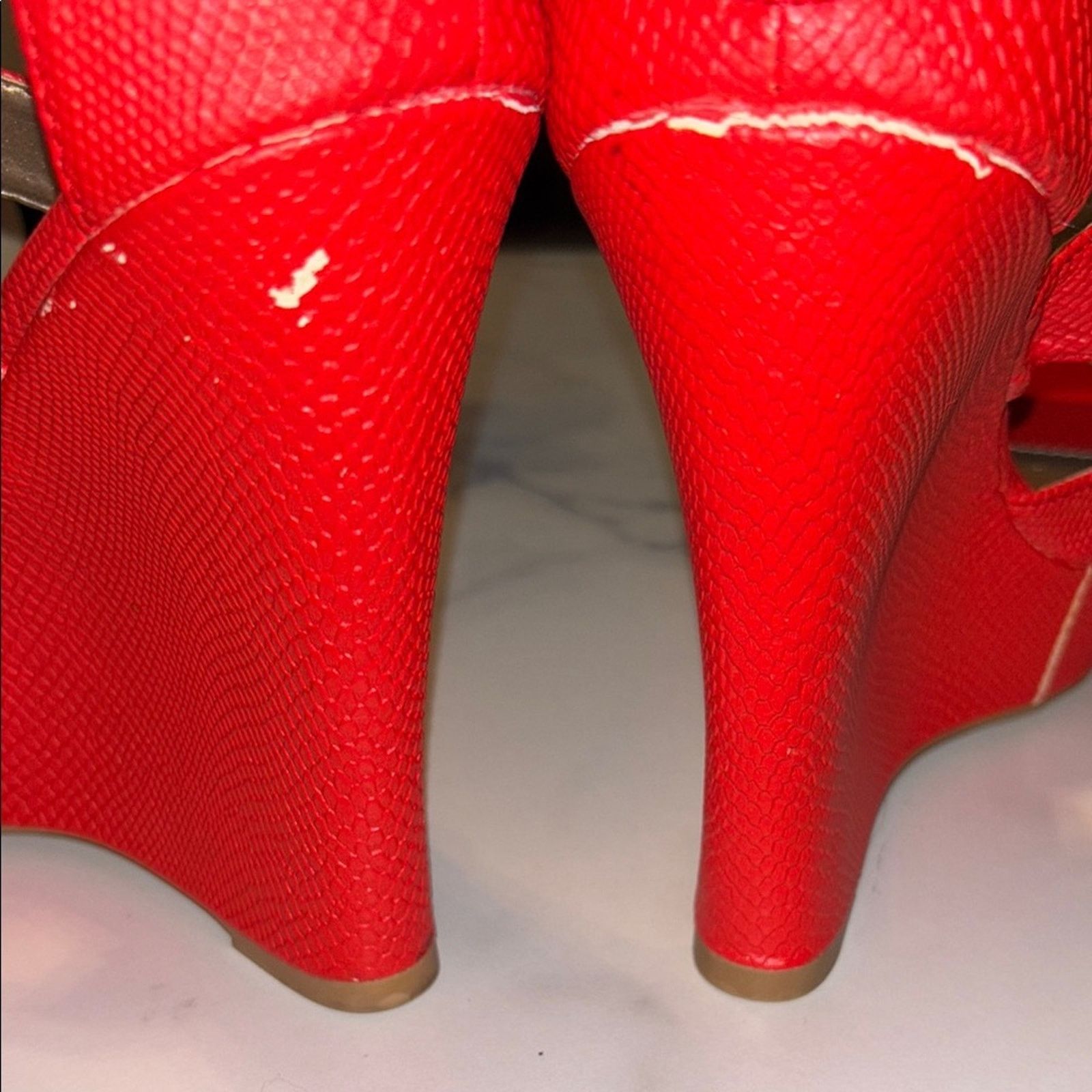 The Unbranded Brand Charlotte Russe Vibrant Red Wedge Sandals Size 10 Size US 10 / IT 40 - 3 Thumbnail