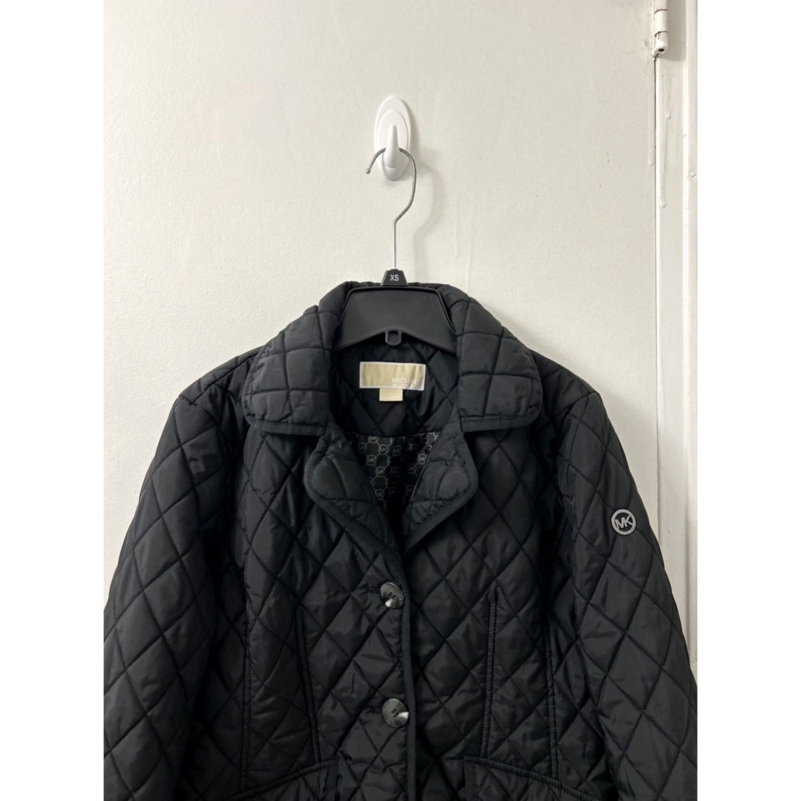 Michael Kors Michael Kors Quilted Jacket Womens M Black Coat Puffer Lined Pockets Monogram Size M / US 6-8 / IT 42-44 - 2 Thumbnail