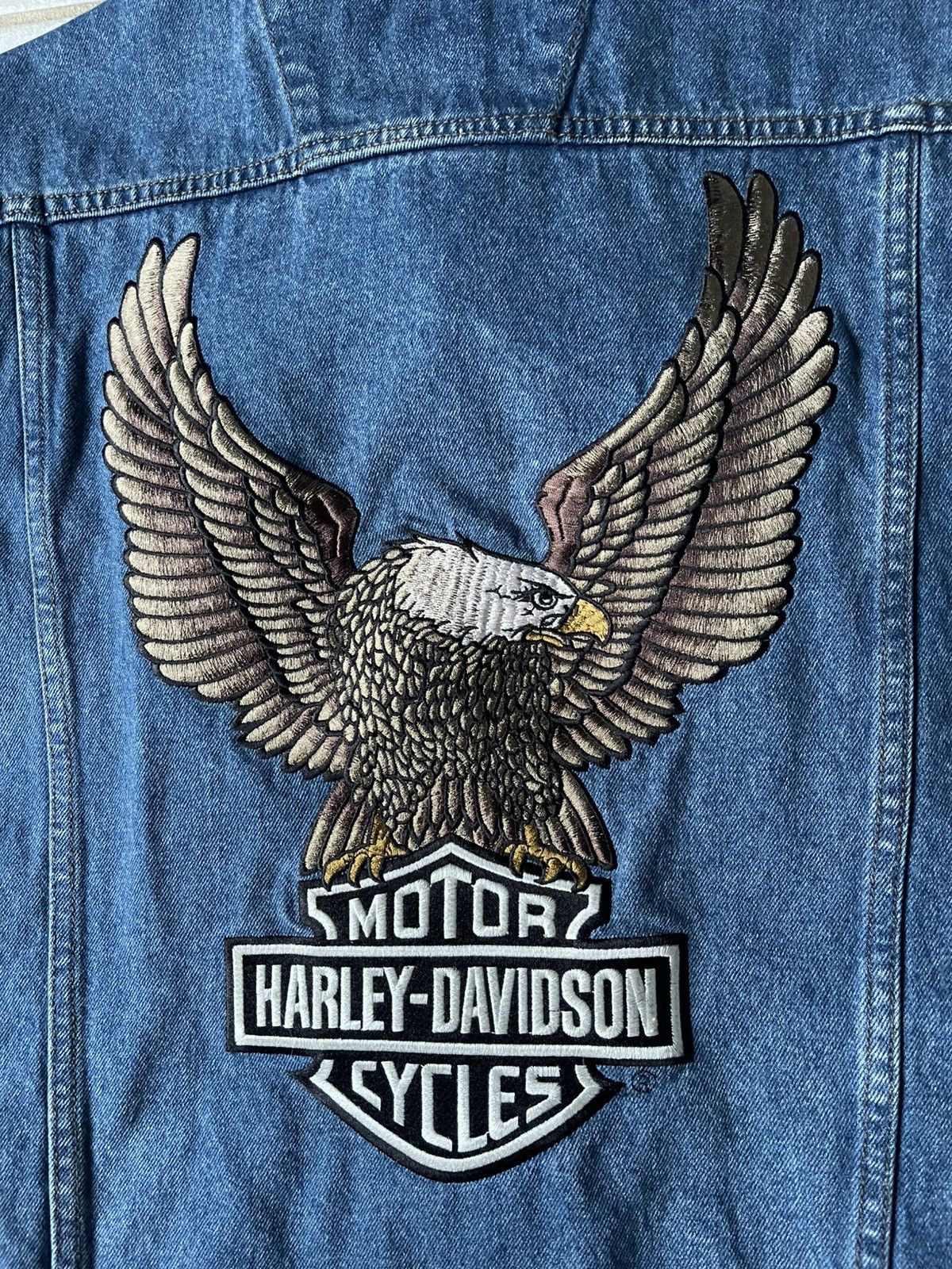 Harley Davidson Harley Davidson embroidered jean vest Vintage Size US L / EU 52-54 / 3 - 5 Thumbnail