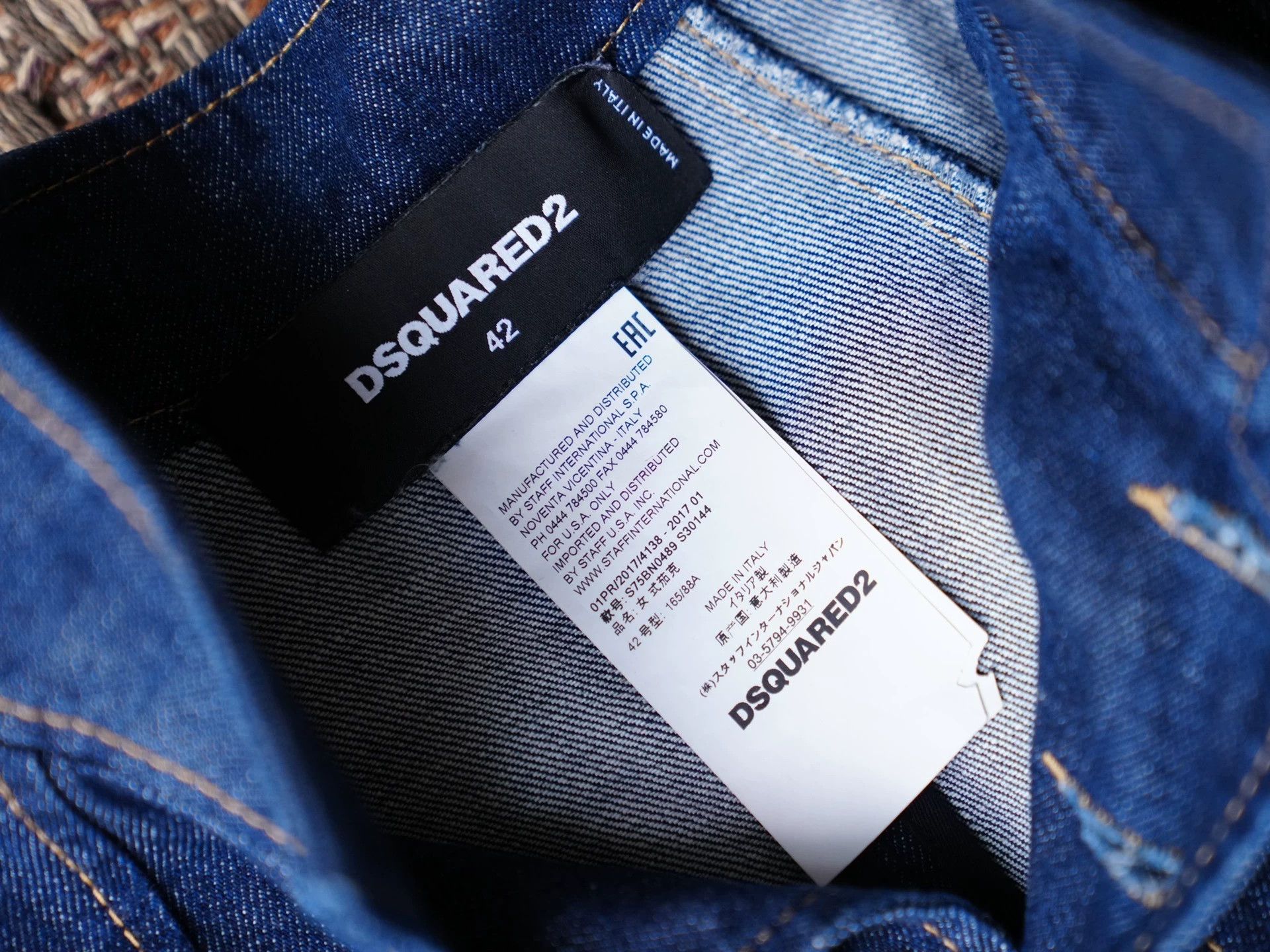 Dsquared2 Dsquared2 Stand-Collar Buttoned Denim Jacket (IT42/S-M) Size M / US 6-8 / IT 42-44 - 6 Thumbnail