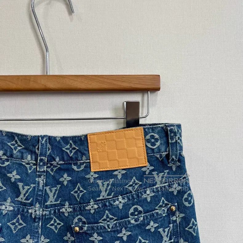 Louis Vuitton Louis Vuitton Blue presbyopic denim shorts Size US 28 / EU 44 - 3 Thumbnail