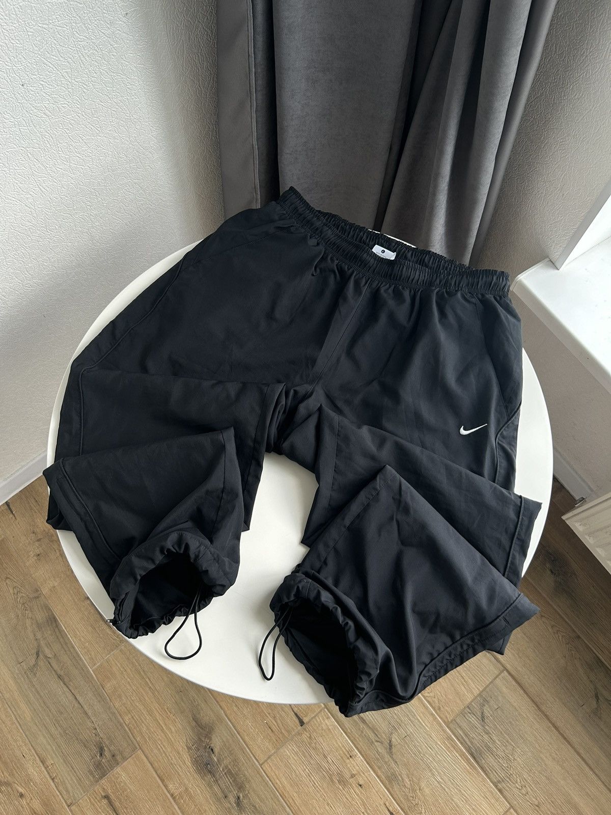 Nike basketball nylon pants hotsell