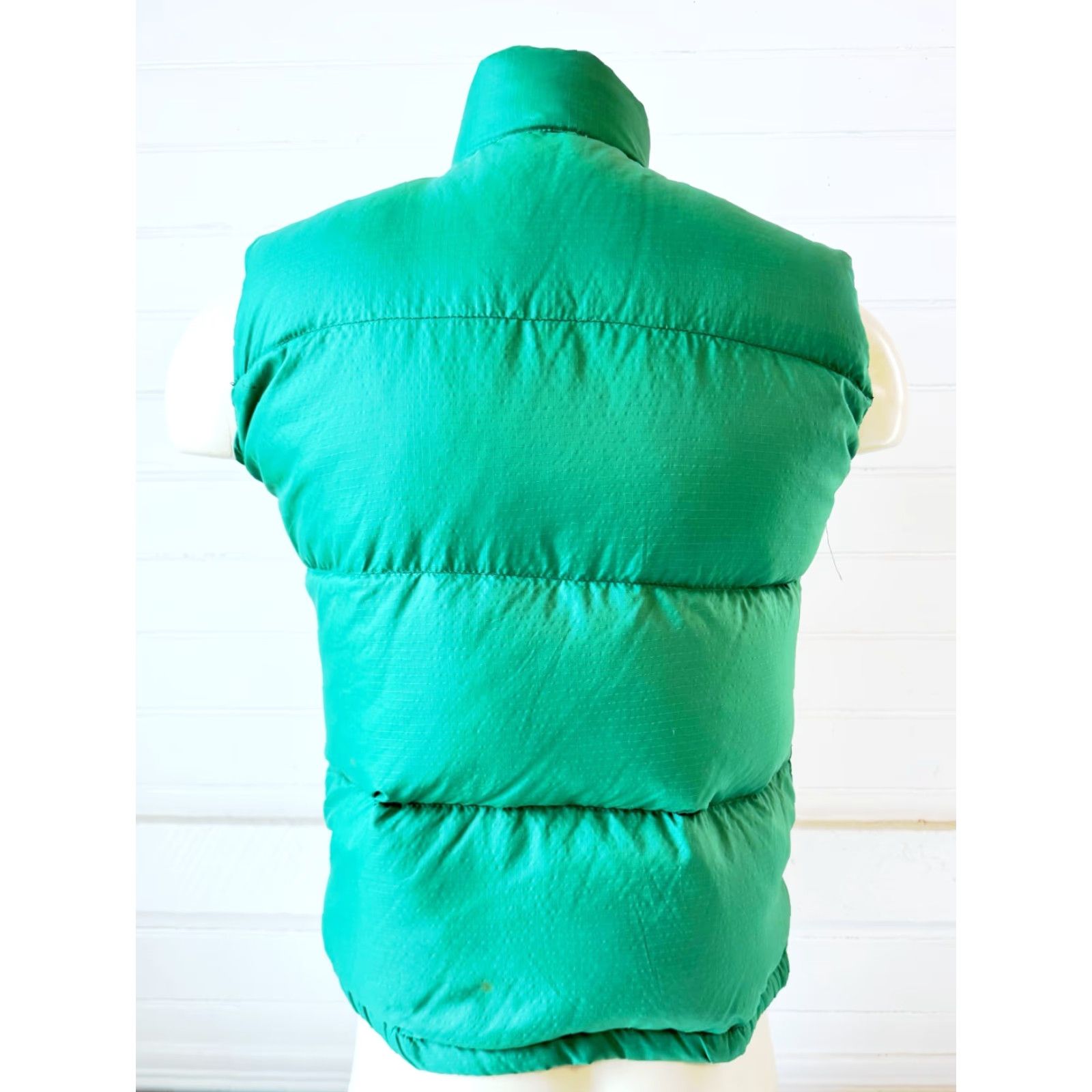 The North Face VINTAGE The North Face Puffer Vest Down 70s 80s Mens Small Green Brown Label Green Size US S / EU 44-46 / 1 - 3 Thumbnail