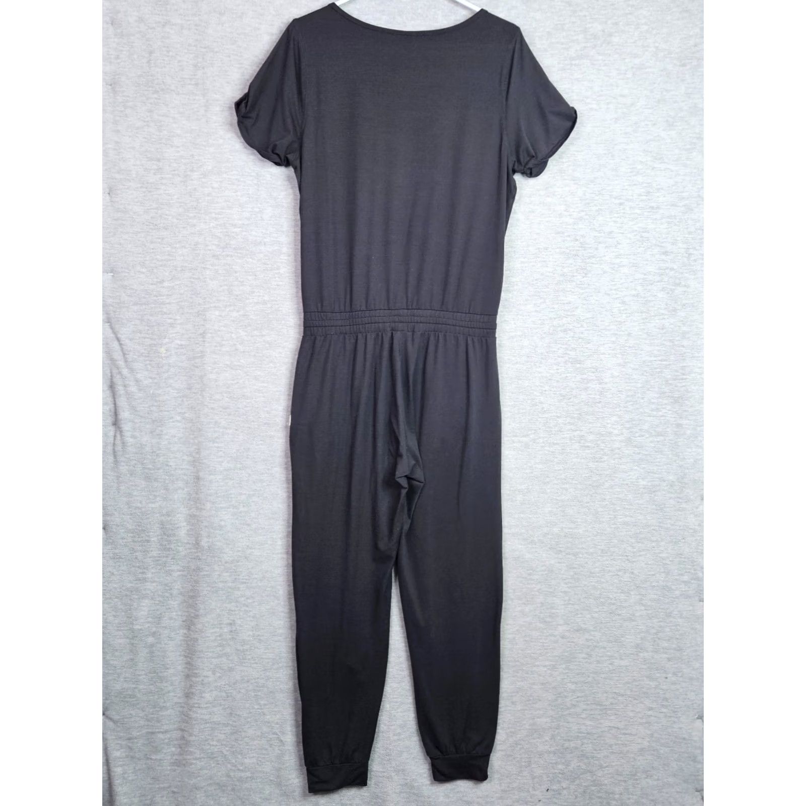 Vuori Vuori Jumpsuit Women’s M Black Round Neck Sleeveless Elastic Waist Short Sleeves One-Piece Size 32" / US 10 / IT 46 - 2 Thumbnail