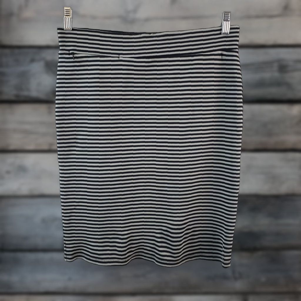 Toad&Co Toad&Co Womens Pencil Skirt Sz Medium Black Gray Stripe Tencel Blend Pull On Size 32" / US 10 / IT 46 - 1 Thumbnail