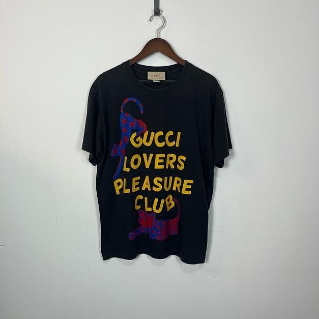 Gucci Gucci Lovers Pleasure Club Logo T-Shirt Black Size M Size US M / EU 48-50 / 2 - 1 Thumbnail