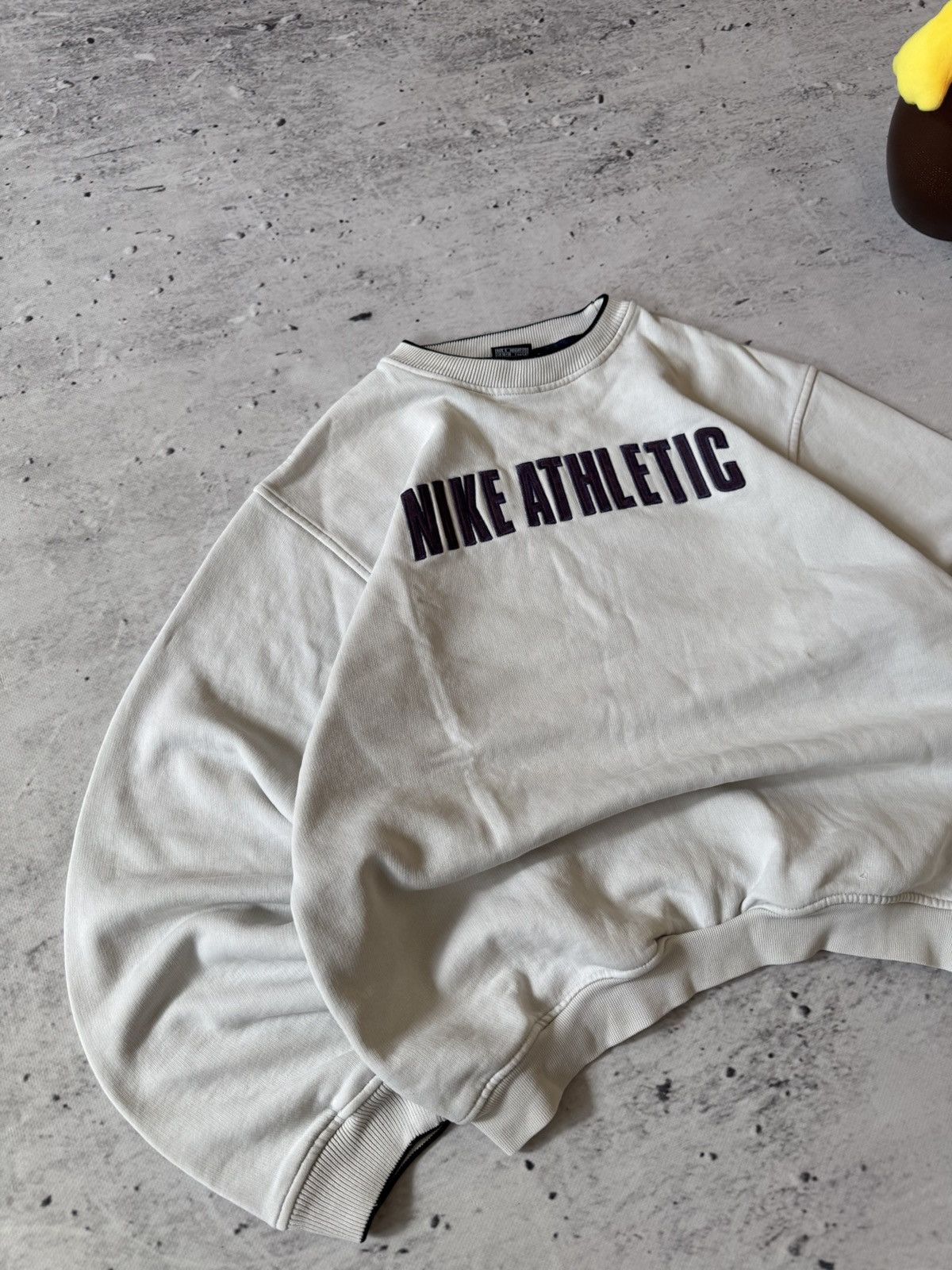 Nike × Vintage NIKE VINTAGE CENTER LOGO OVERSIZE BAGGY FIT SWEATSHIRT Size US S / EU 44-46 / 1 - 2 Thumbnail