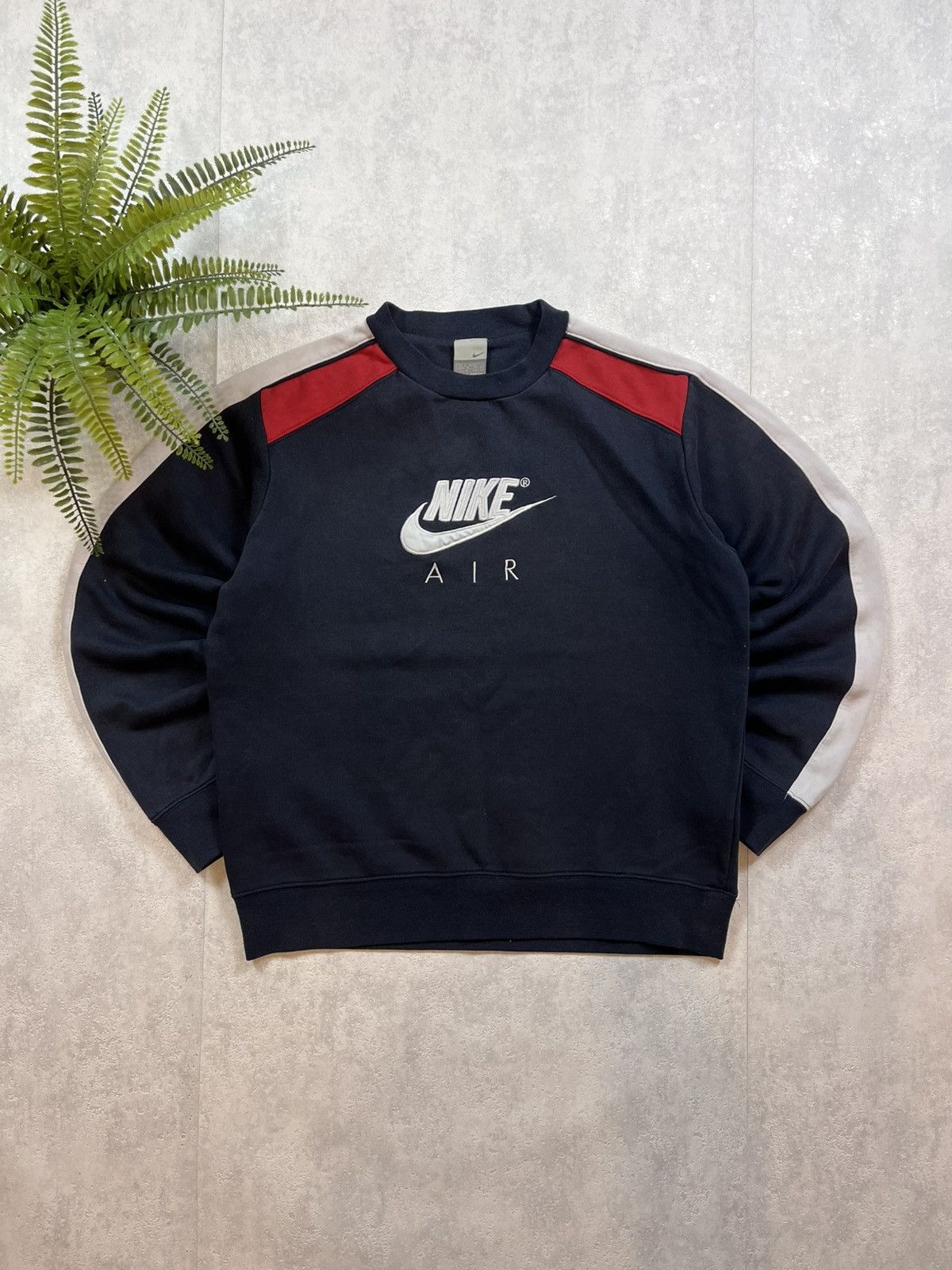 Nike 90’s NIKE AIR BIG CENTRAL SWOOSH LOGO Y2K RETRO CREWNECK Size US S / EU 44-46 / 1 - 1 Thumbnail