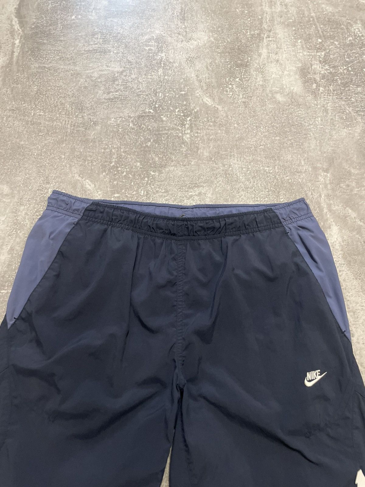 Nike × Vintage Vintage Nike Air Nylon Shorts Y2K Size US 30 / EU 46 - 2 Thumbnail