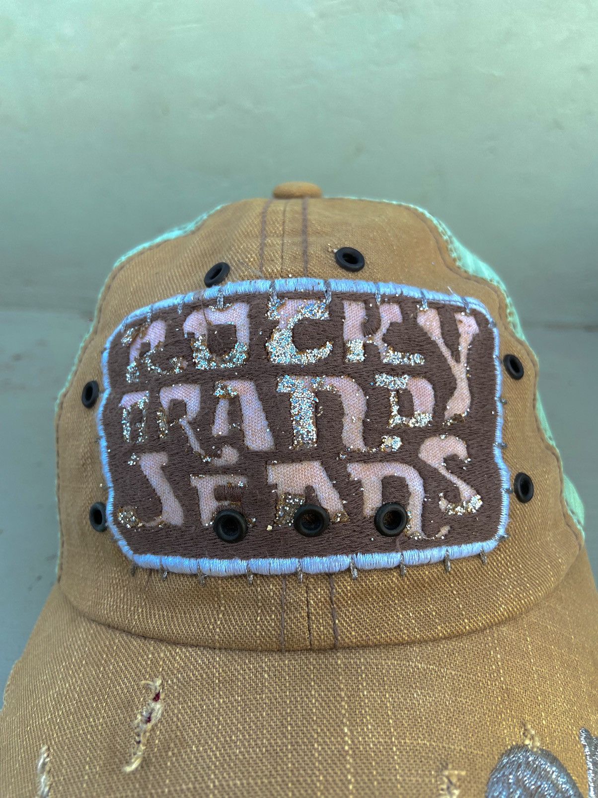 If Six Was Nine 2000s Rocky Jeans skull trucker hat Size ONE SIZE - 5 Thumbnail