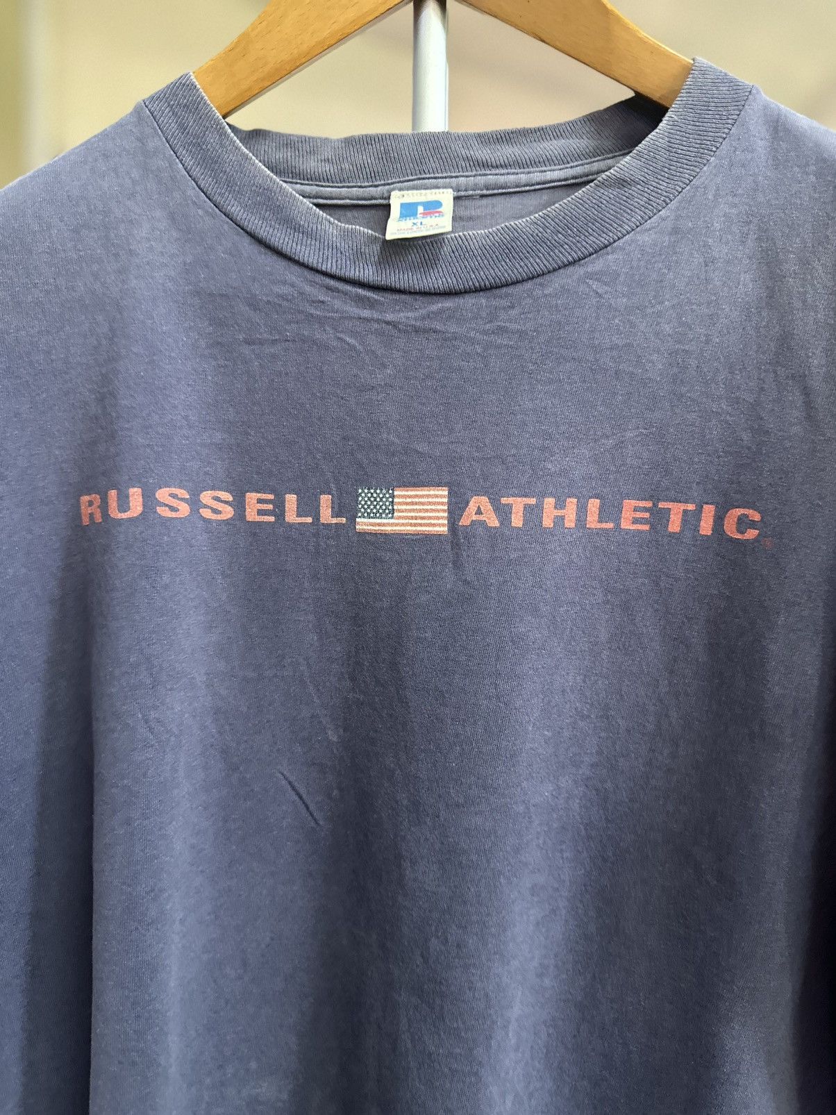 Russell Athletic Vintage rusell athletic faded tshirt Size US XL / EU 56 / 4 - 4 Thumbnail